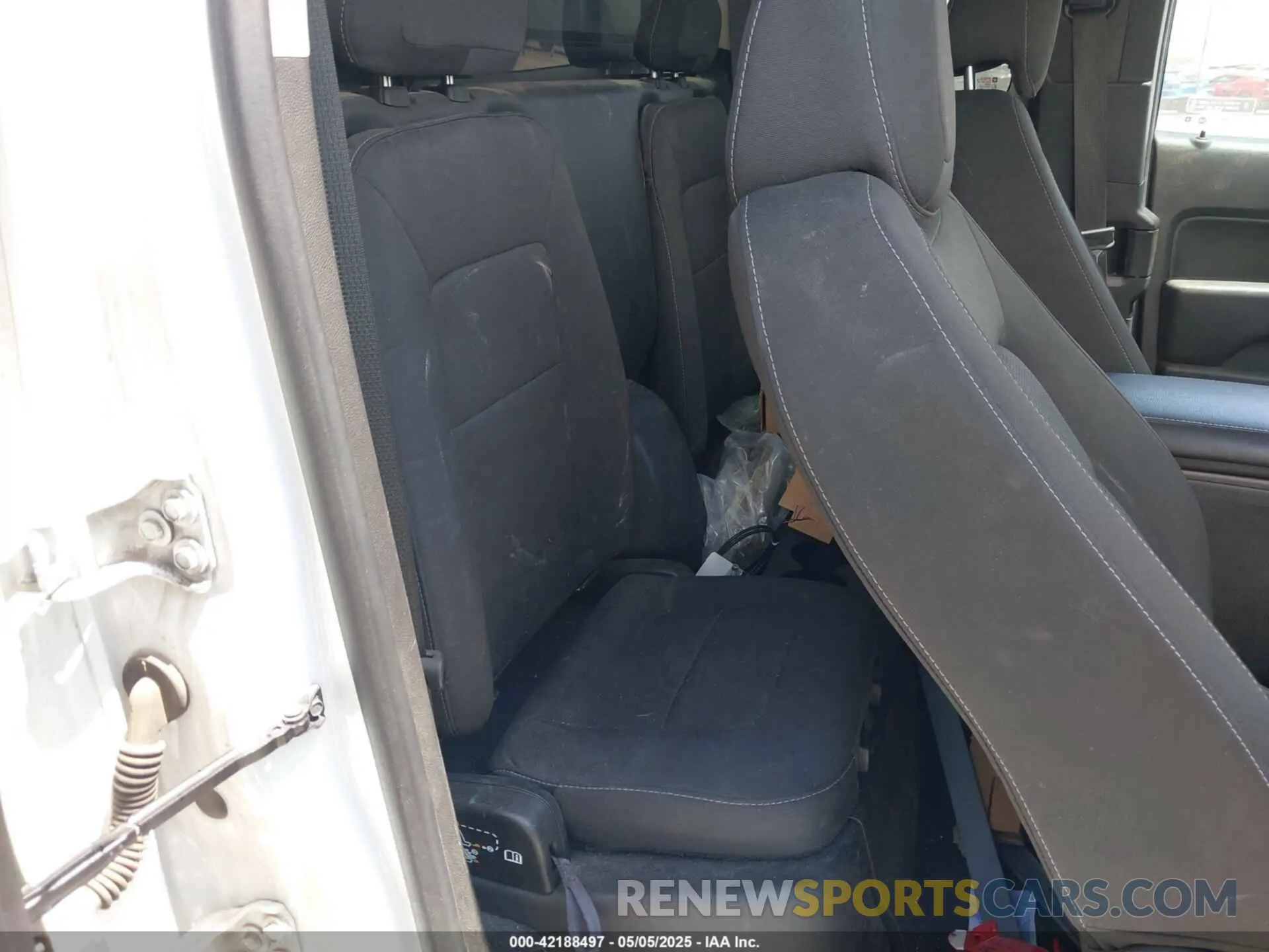 8 fotografías del automóvil dañado 1GCHTCEA8K1124639 CHEVROLET COLORADO 2019