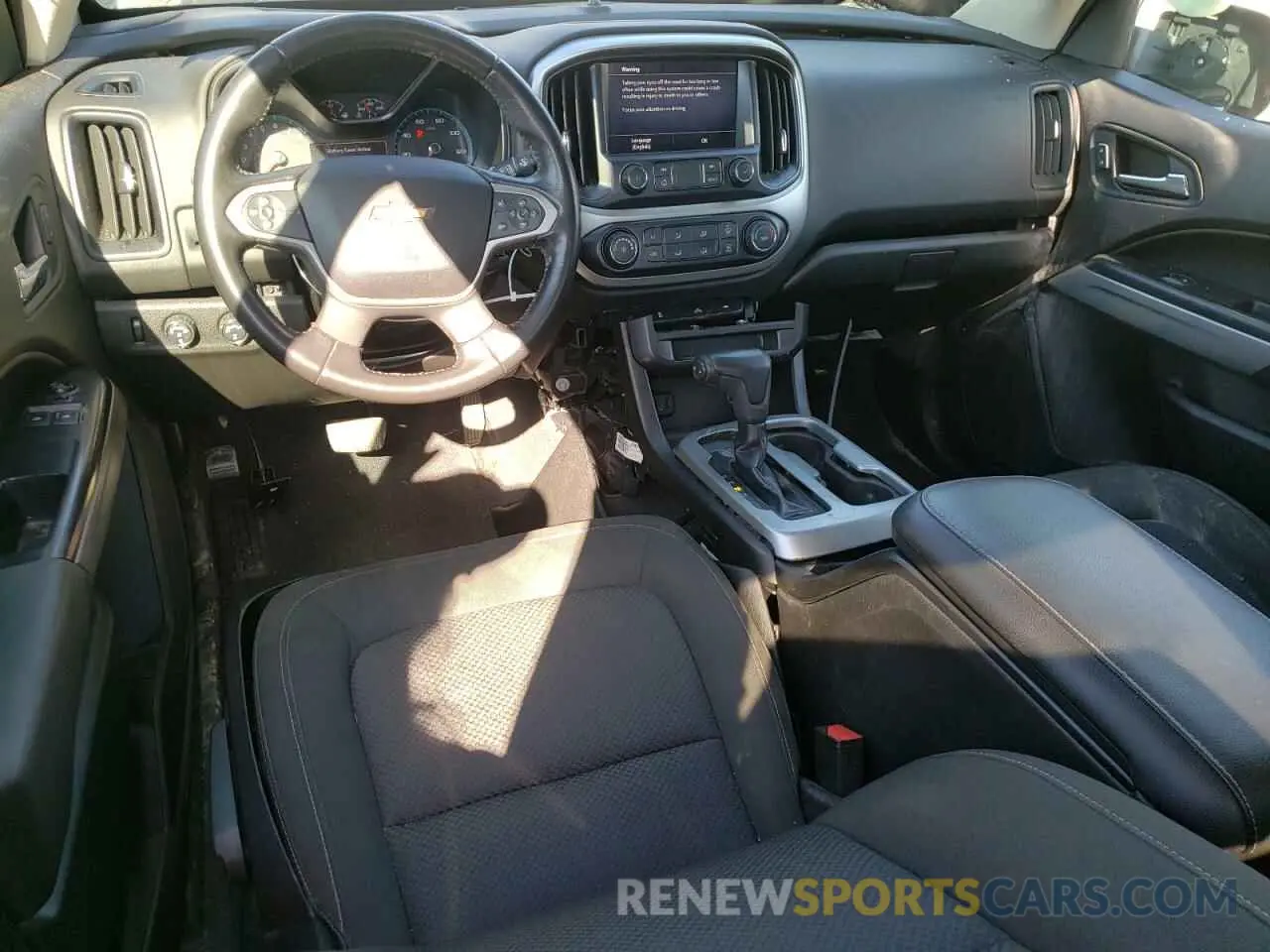 8 fotografías del automóvil dañado 1GCHTCEN2K1232824 CHEVROLET COLORADO 2019