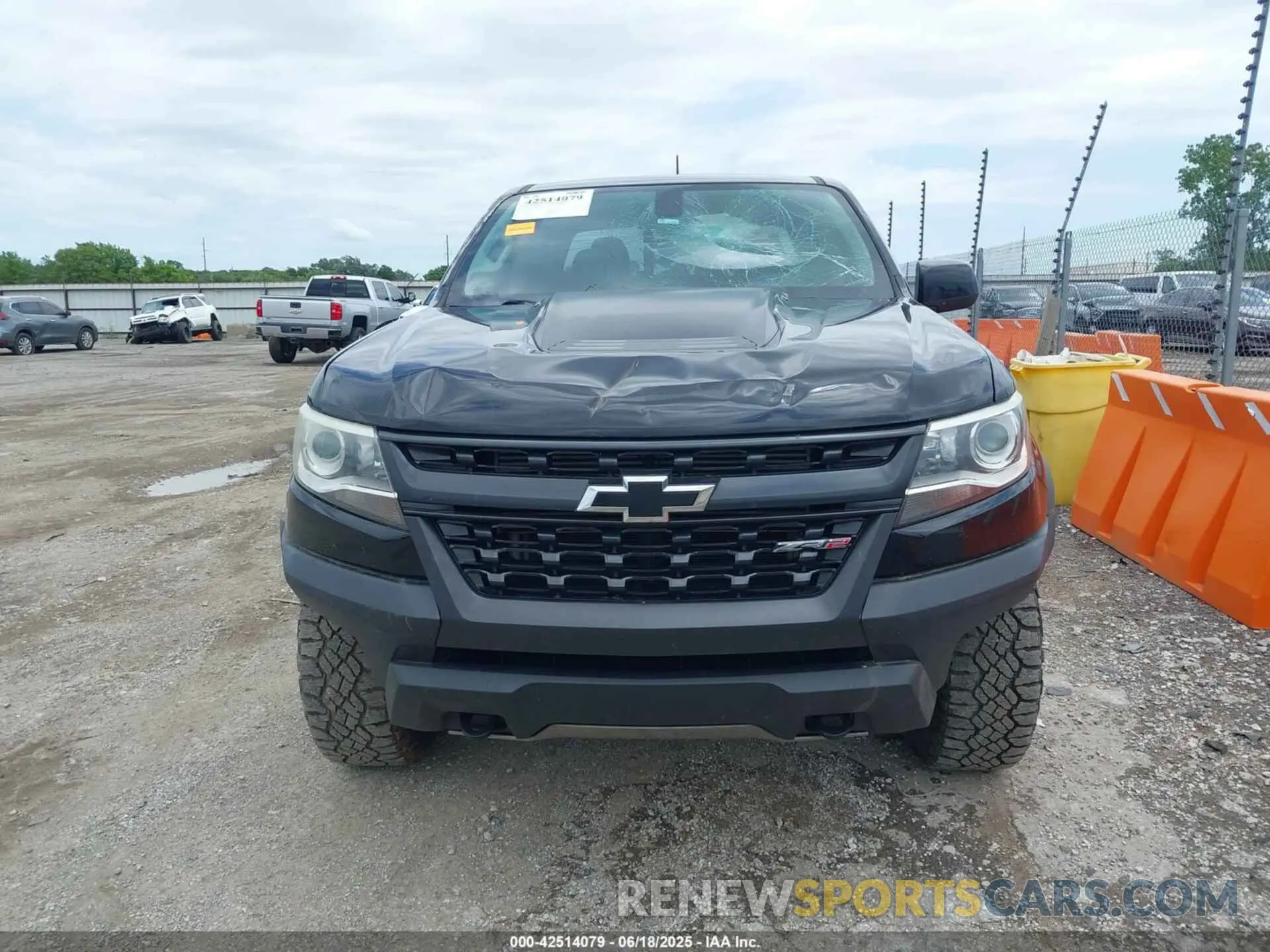 19 fotografías del automóvil dañado 1GCPTEE18K1186582 CHEVROLET COLORADO 2019