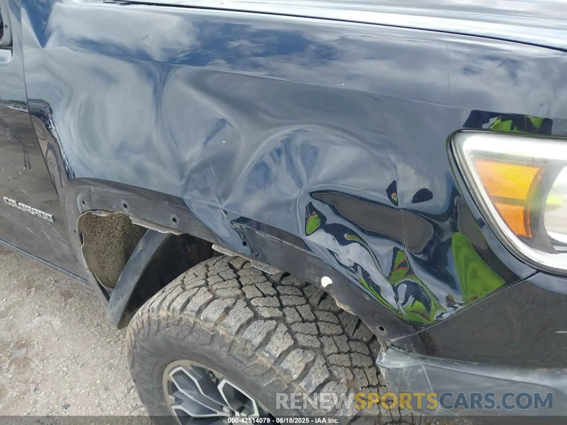 21 fotografías del automóvil dañado 1GCPTEE18K1186582 CHEVROLET COLORADO 2019