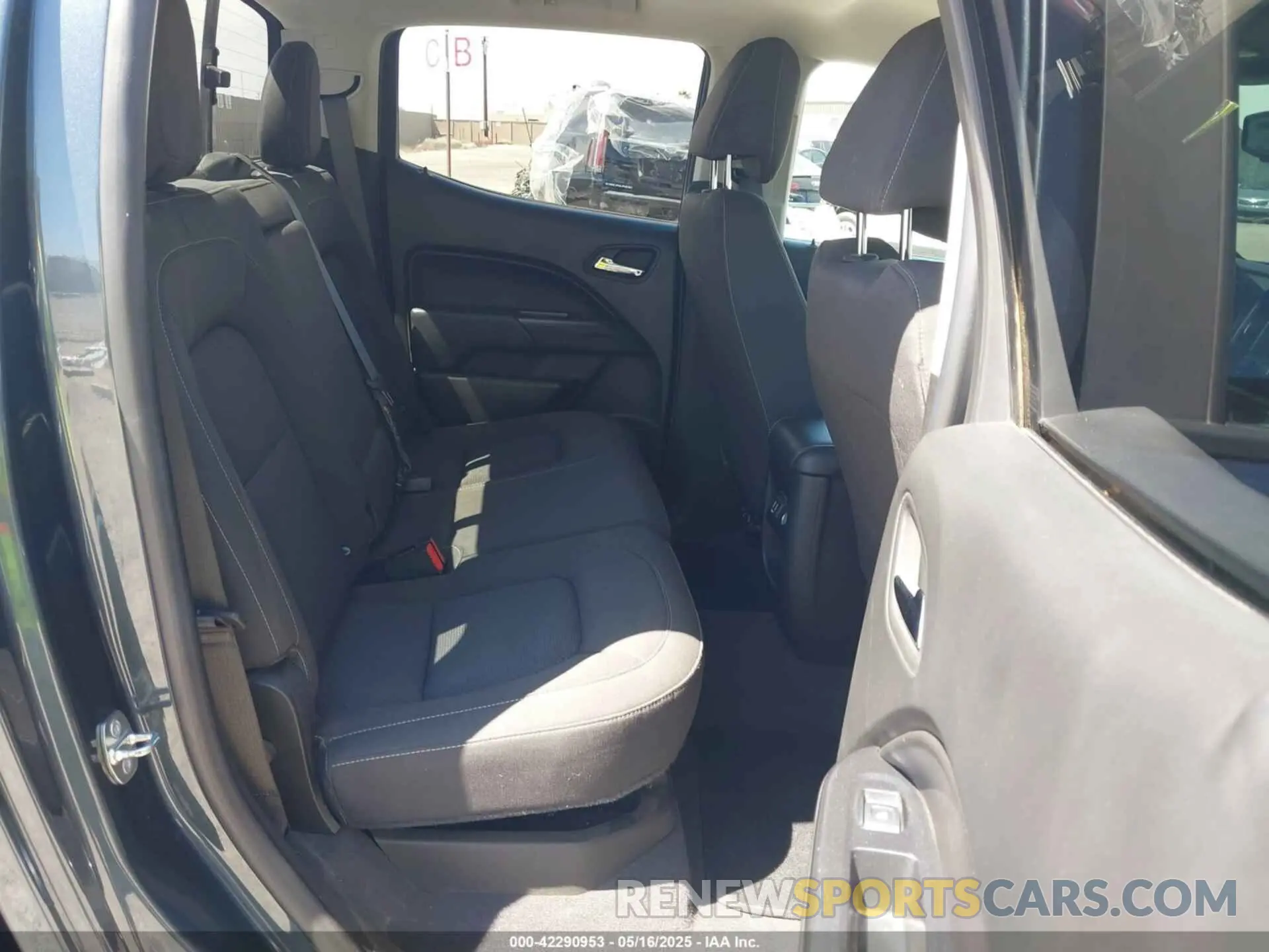 8 fotografías del automóvil dañado 1GCGSCEN9L1109361 CHEVROLET COLORADO 2020