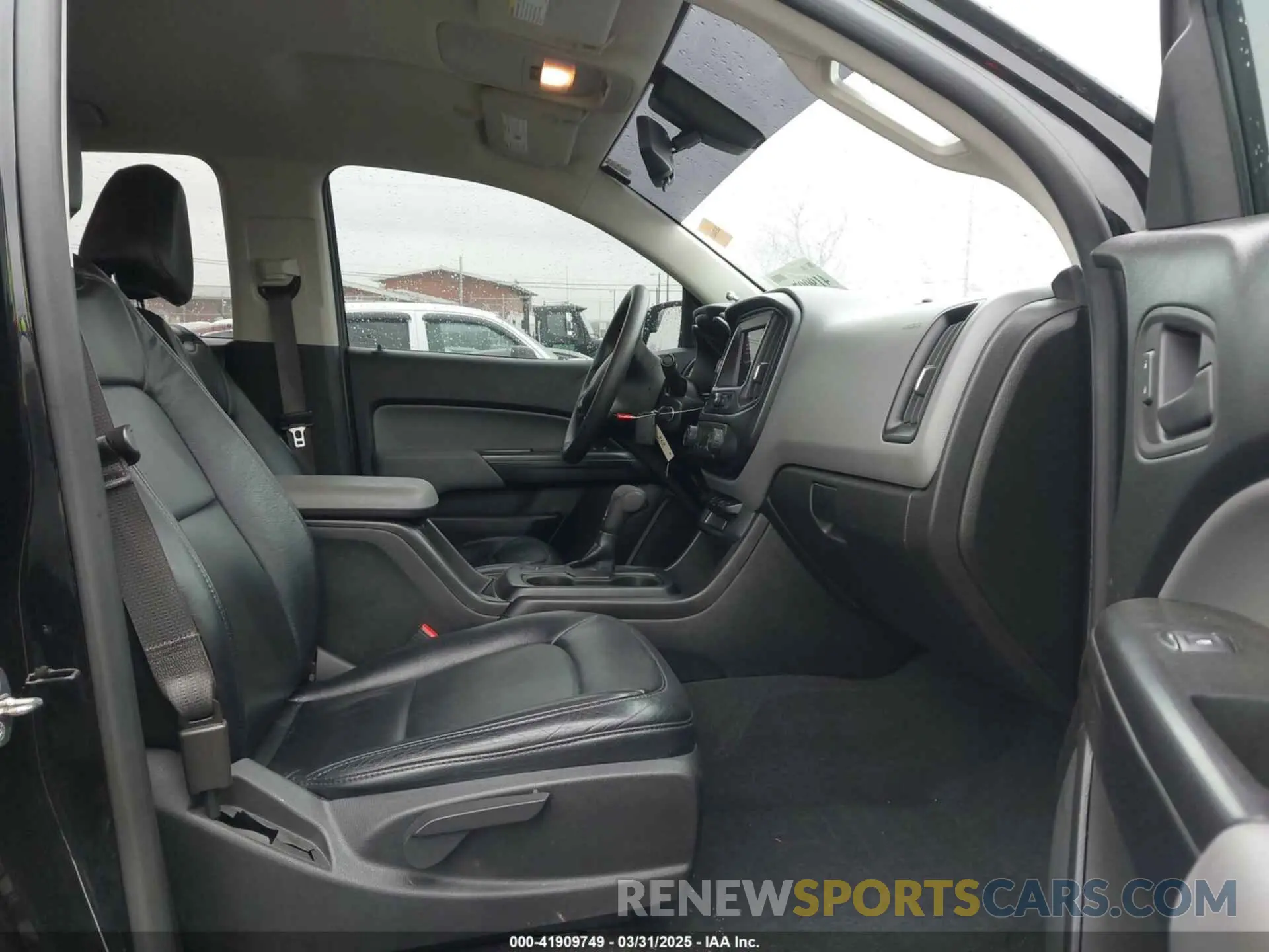 5 fotografías del automóvil dañado 1GCGTBEN9L1140648 CHEVROLET COLORADO 2020