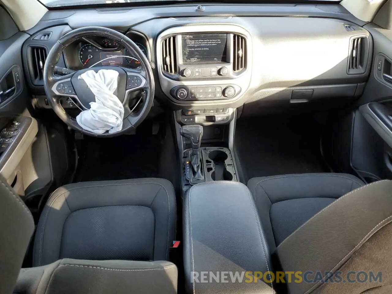 8 fotografías del automóvil dañado 1GCGTCEN9L1195929 CHEVROLET COLORADO 2020