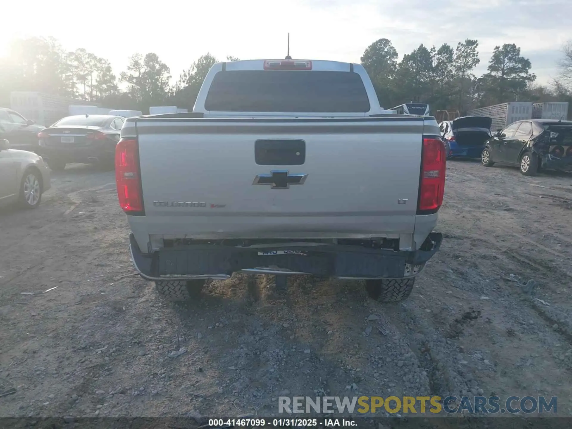 16 fotografías del automóvil dañado 1GCGTCEN9L1203110 CHEVROLET COLORADO 2020