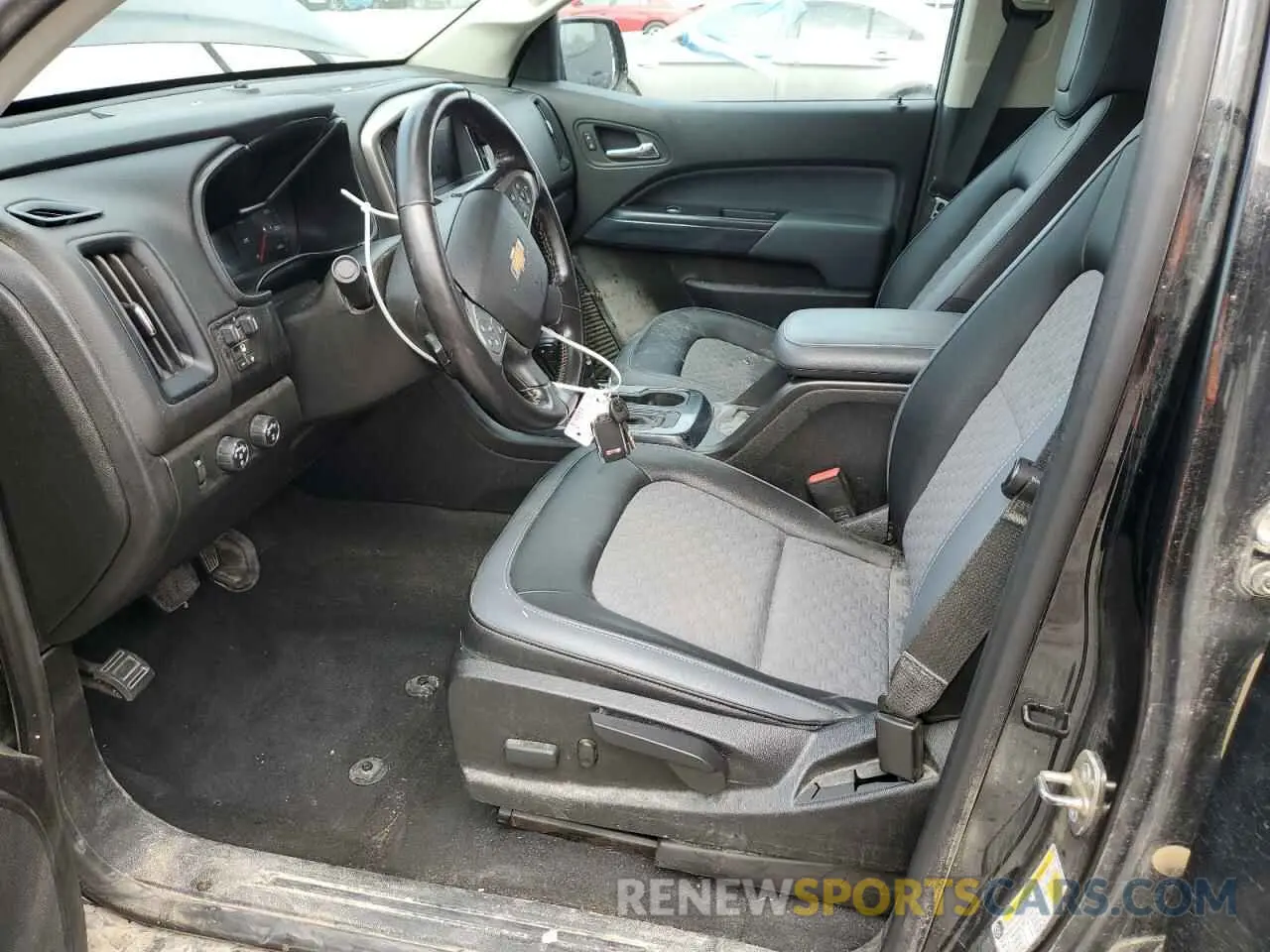 7 fotografías del automóvil dañado 1GCGTDEN6L1138531 CHEVROLET COLORADO 2020