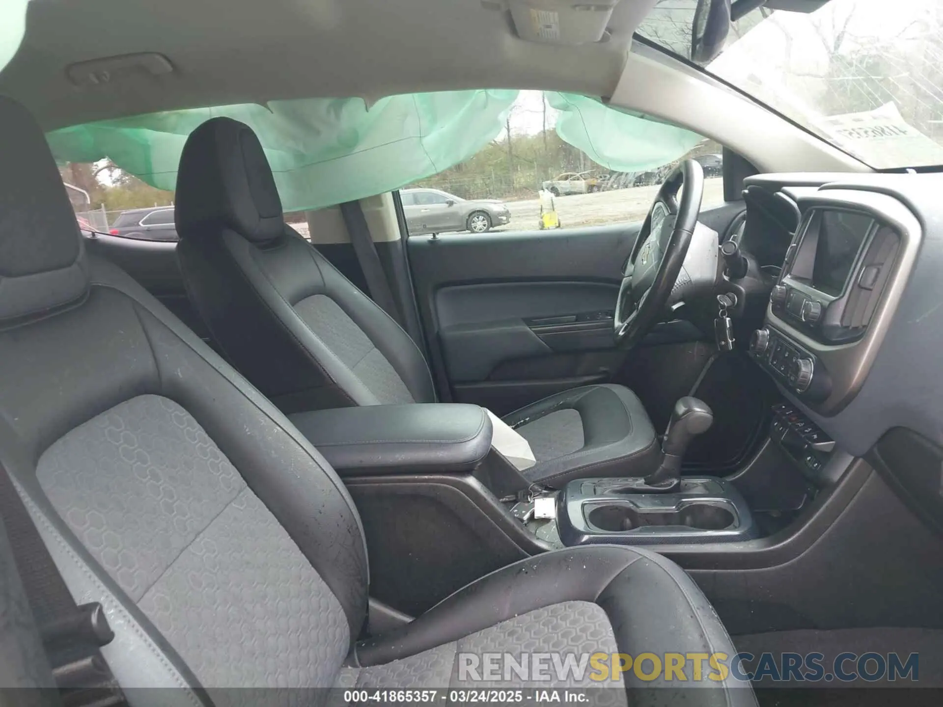 5 fotografías del automóvil dañado 1GCGTDEN6L1228309 CHEVROLET COLORADO 2020
