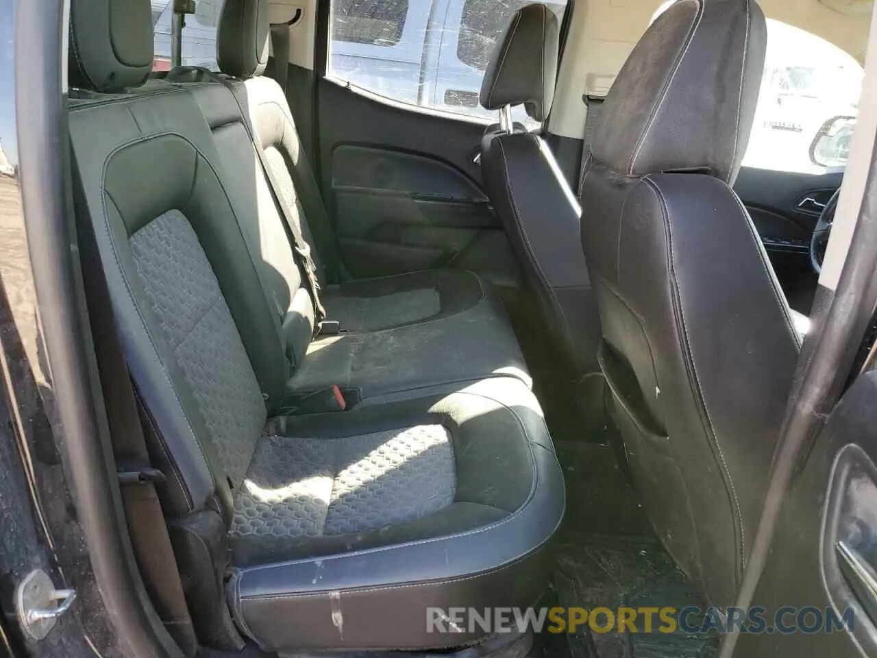 10 fotografías del automóvil dañado 1GCGTDEN6L1229881 CHEVROLET COLORADO 2020