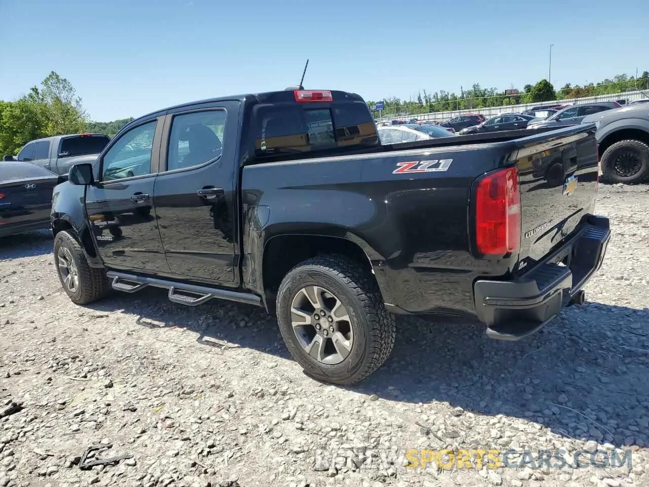 2 fotografías del automóvil dañado 1GCGTDEN7L1229369 CHEVROLET COLORADO 2020