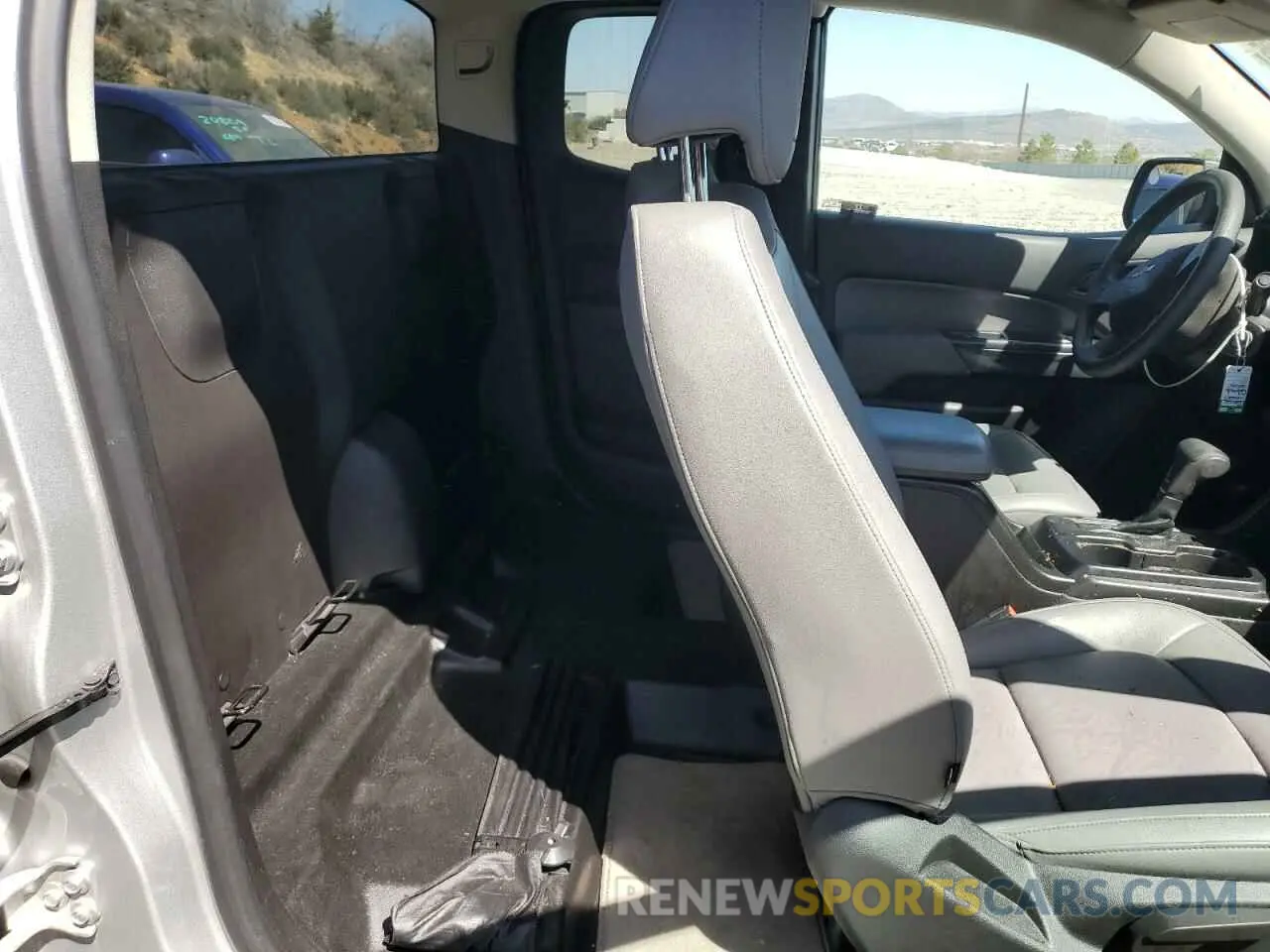 10 fotografías del automóvil dañado 1GCHSAEA7L1209383 CHEVROLET COLORADO 2020