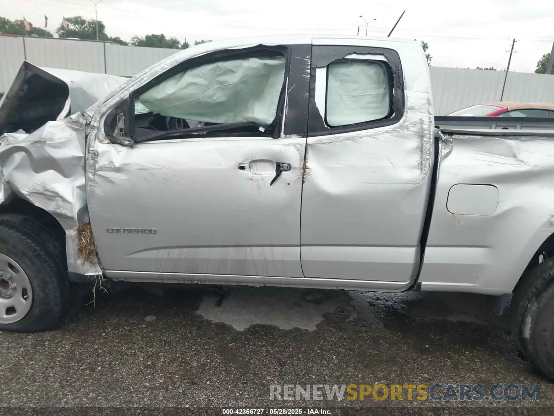 14 fotografías del automóvil dañado 1GCHSBEA4L1202252 CHEVROLET COLORADO 2020