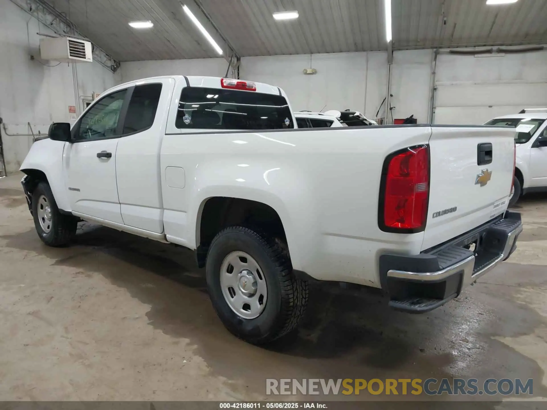 3 fotografías del automóvil dañado 1GCHSBEA8L1227686 CHEVROLET COLORADO 2020