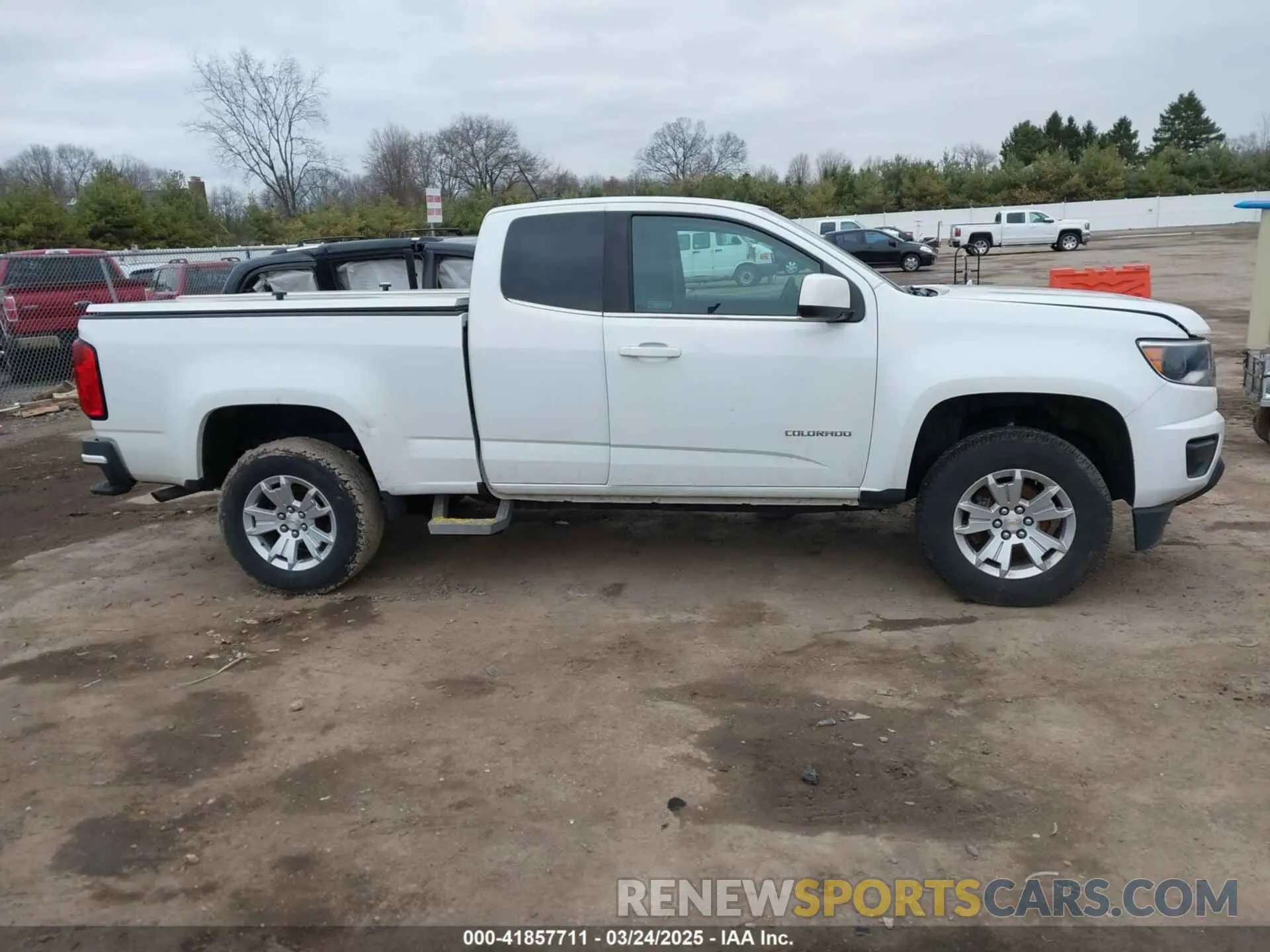 12 fotografías del automóvil dañado 1GCHSCEAXL1160305 CHEVROLET COLORADO 2020