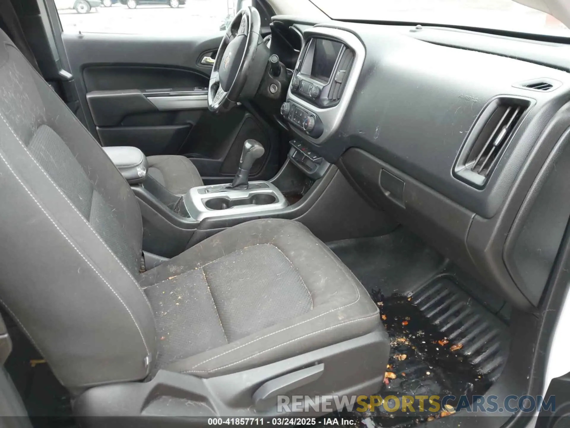 5 fotografías del automóvil dañado 1GCHSCEAXL1160305 CHEVROLET COLORADO 2020