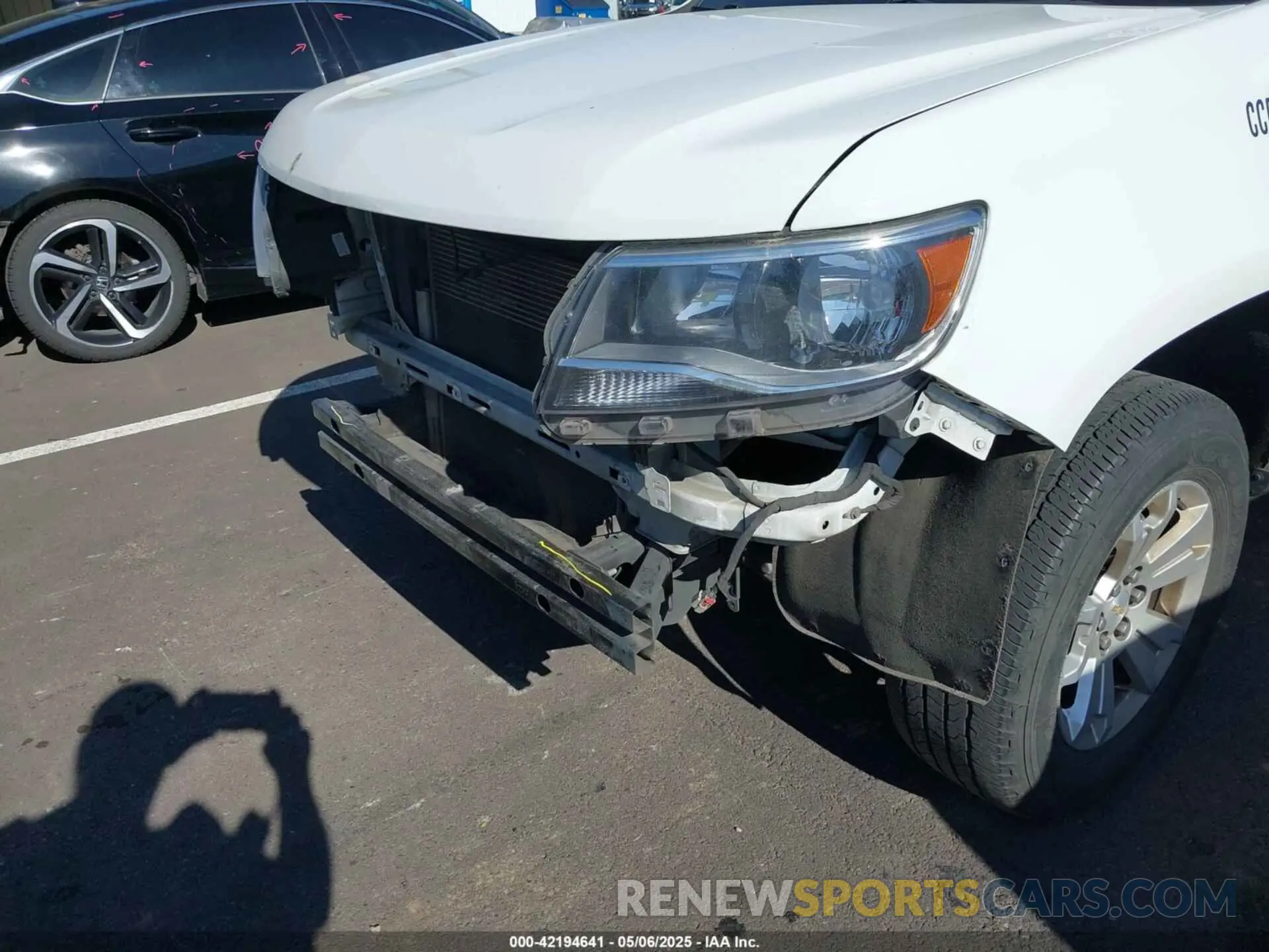 6 fotografías del automóvil dañado 1GCHSCENXL1168004 CHEVROLET COLORADO 2020