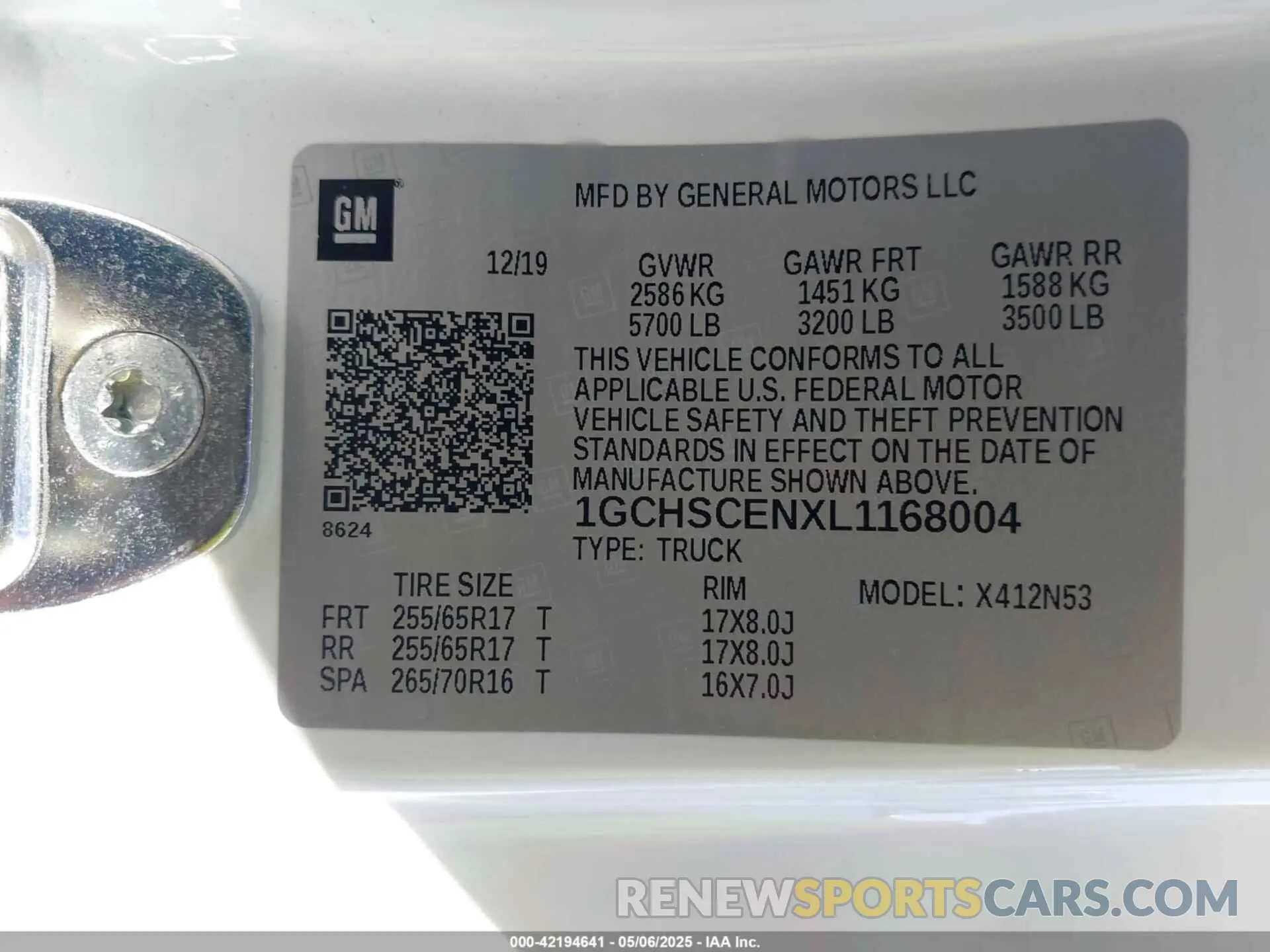 9 fotografías del automóvil dañado 1GCHSCENXL1168004 CHEVROLET COLORADO 2020