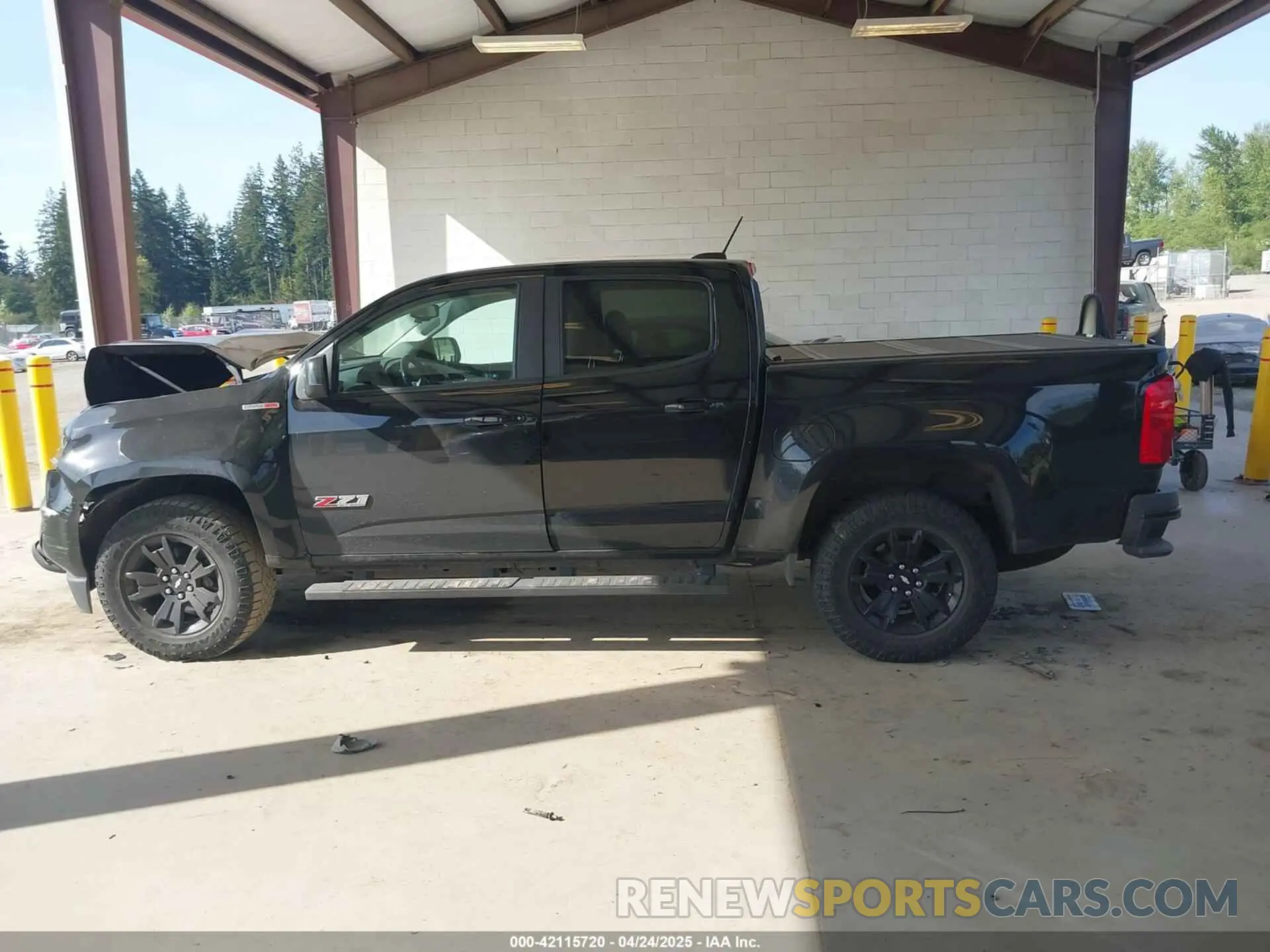 14 fotografías del automóvil dañado 1GCPTDE11L1126736 CHEVROLET COLORADO 2020