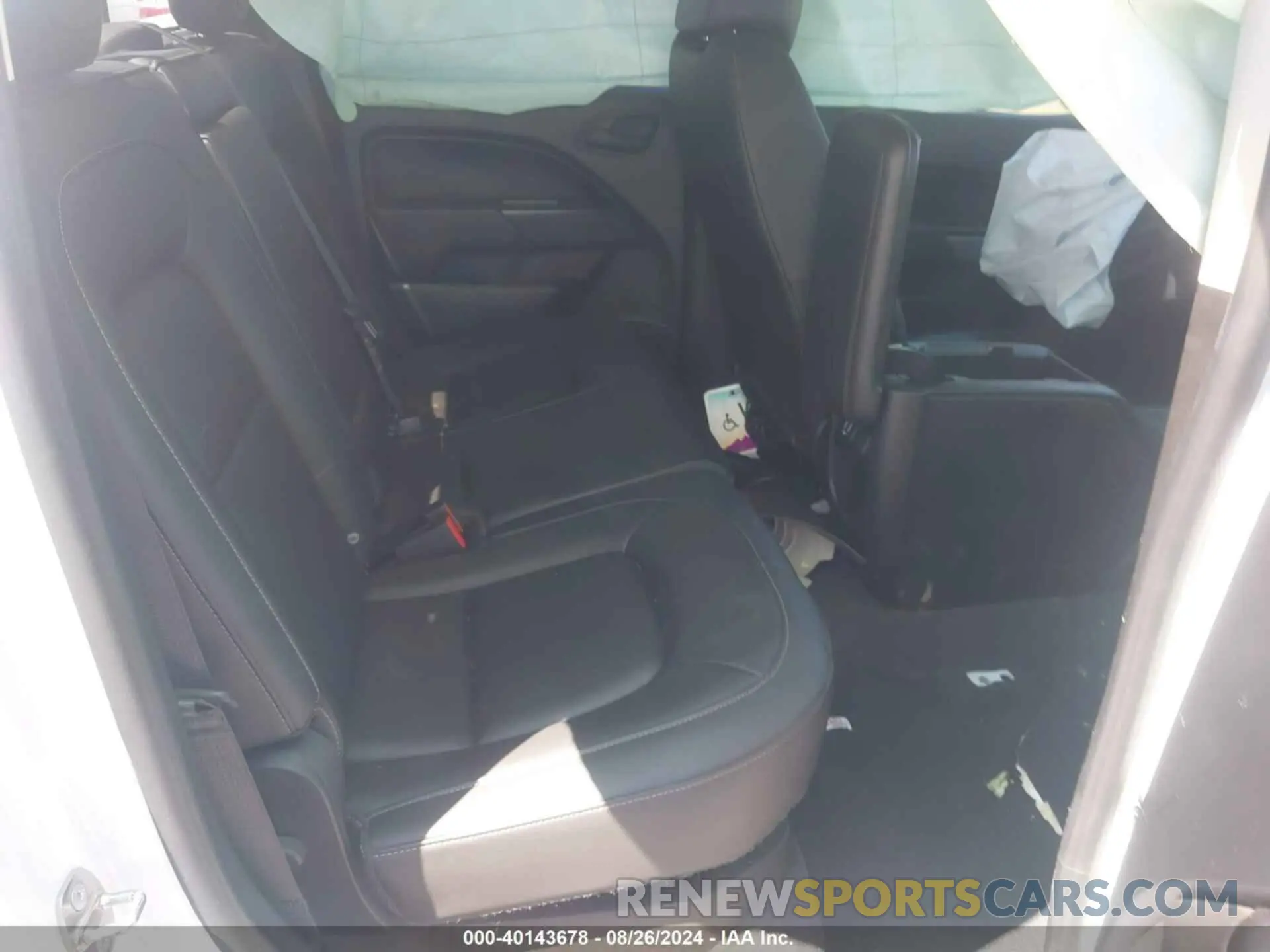 8 fotografías del automóvil dañado 1GCPTEE19L1113433 CHEVROLET COLORADO 2020
