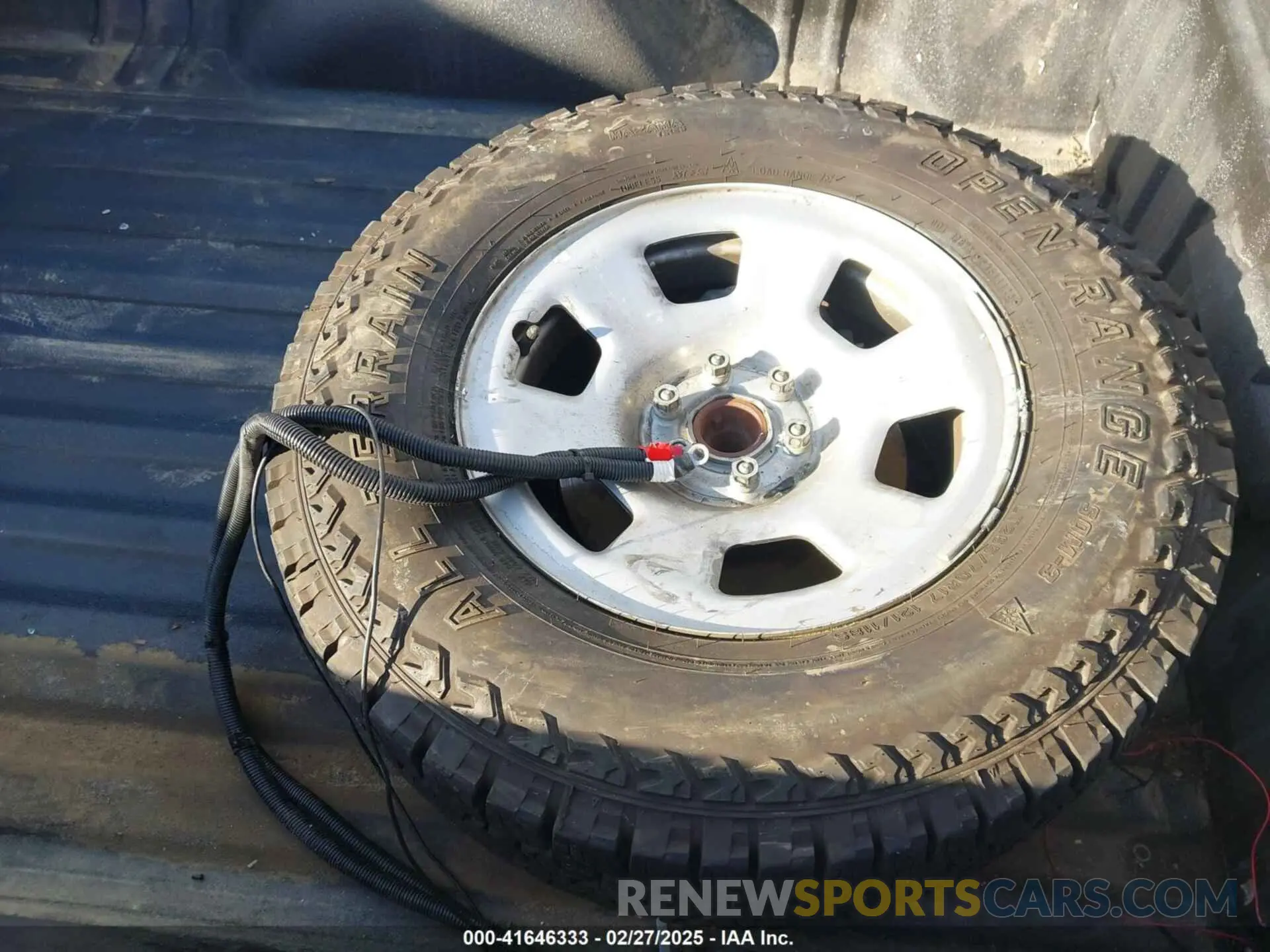 12 fotografías del automóvil dañado 1GCGSBEN5M1180875 CHEVROLET COLORADO 2021