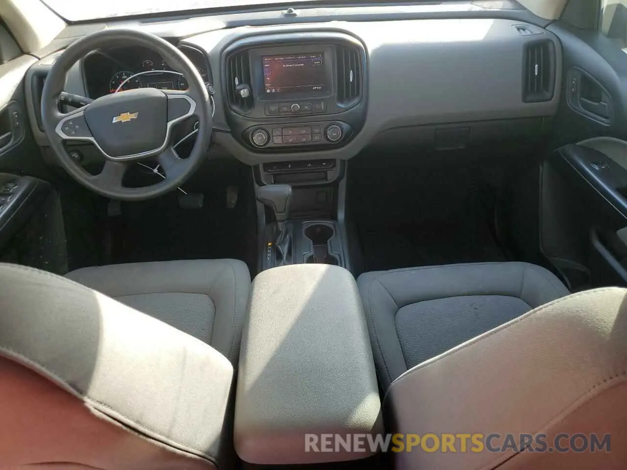 8 fotografías del automóvil dañado 1GCGSBEN7M1188184 CHEVROLET COLORADO 2021