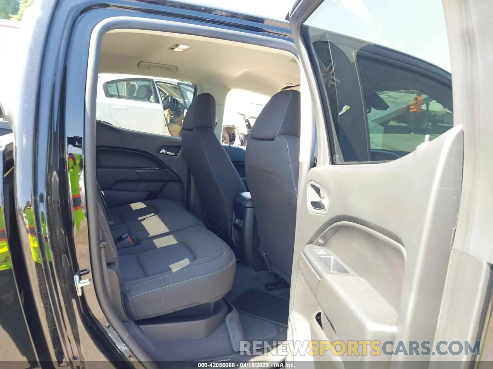 8 fotografías del automóvil dañado 1GCGSCEN1M1221153 CHEVROLET COLORADO 2021