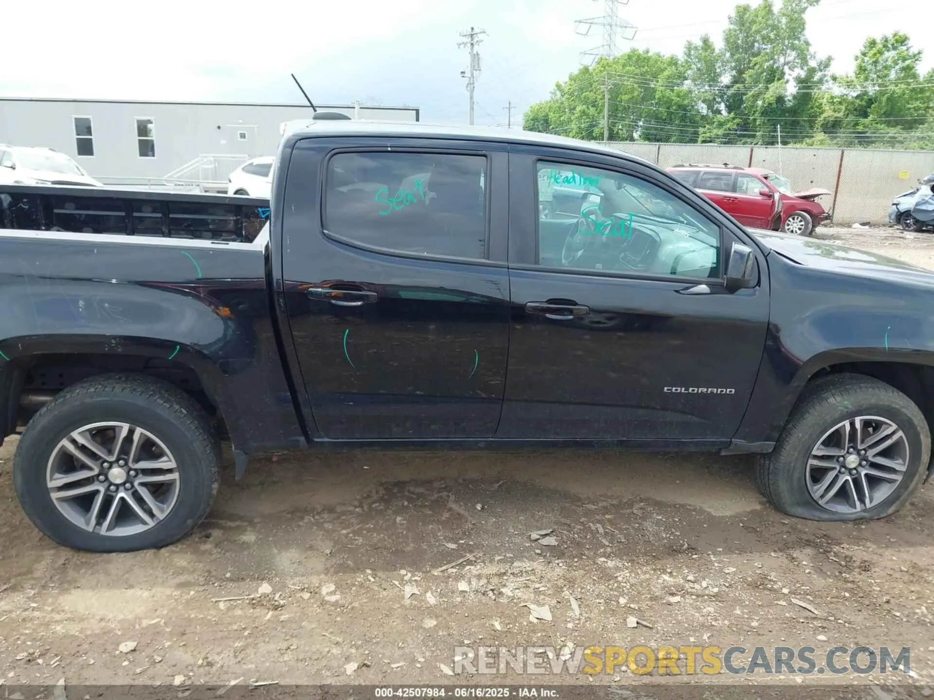 13 fotografías del automóvil dañado 1GCGTBEN3M1141666 CHEVROLET COLORADO 2021