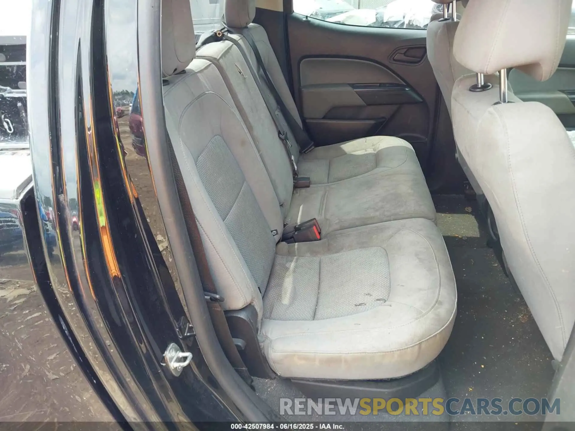 8 fotografías del automóvil dañado 1GCGTBEN3M1141666 CHEVROLET COLORADO 2021