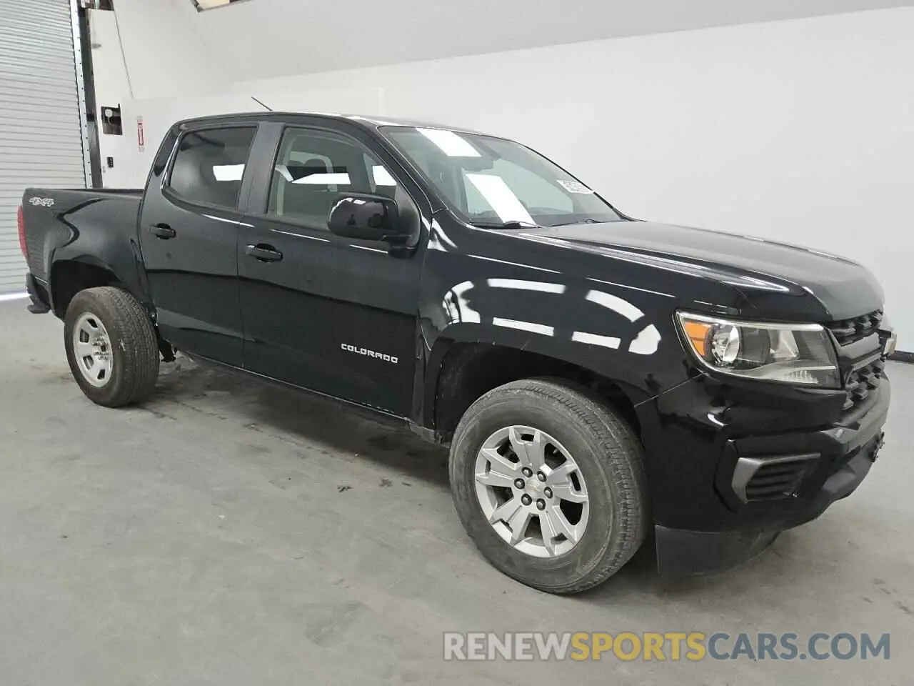 4 fotografías del automóvil dañado 1GCGTCEN2M1145570 CHEVROLET COLORADO 2021
