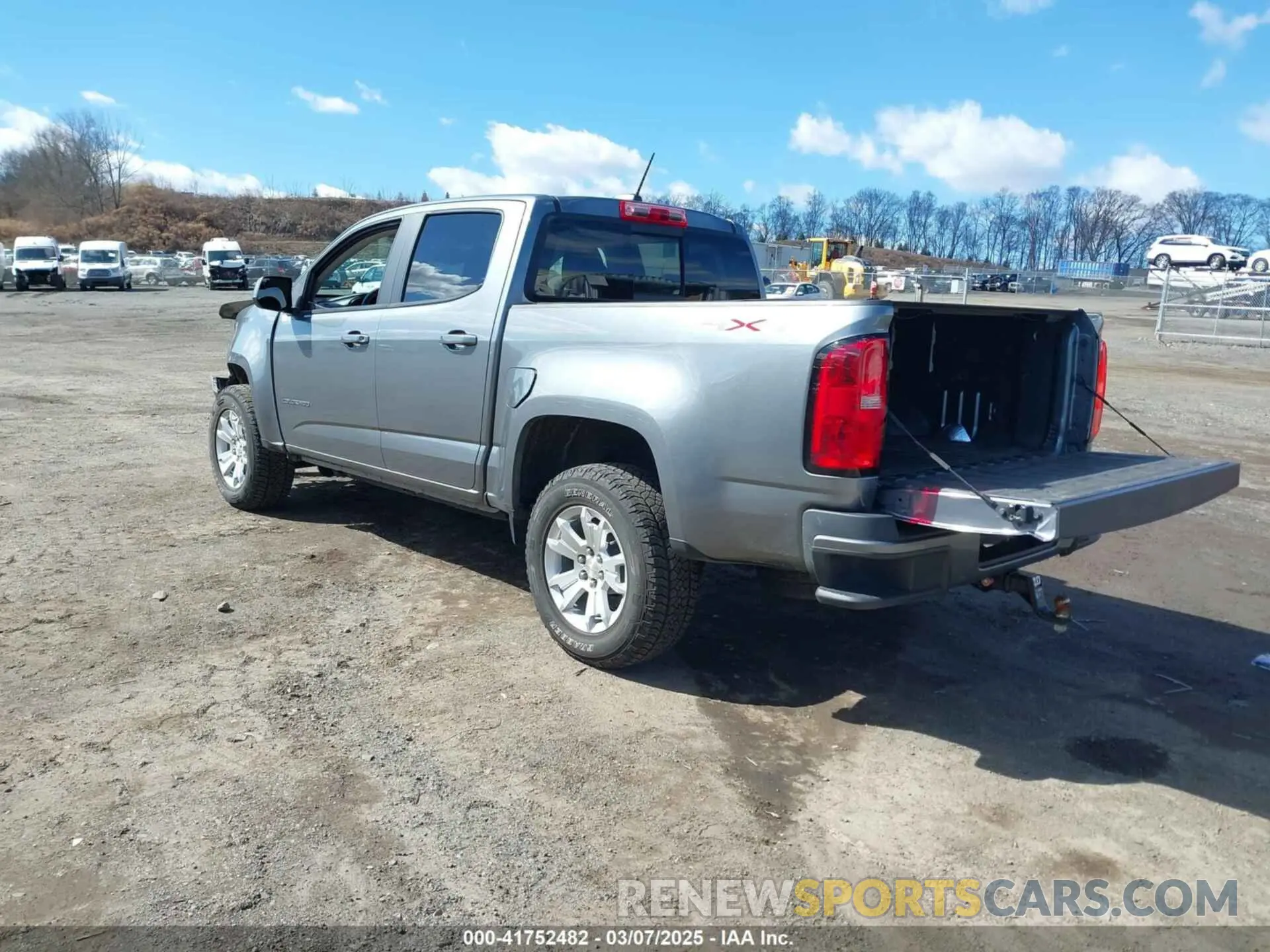 3 fotografías del automóvil dañado 1GCGTCEN5M1294085 CHEVROLET COLORADO 2021