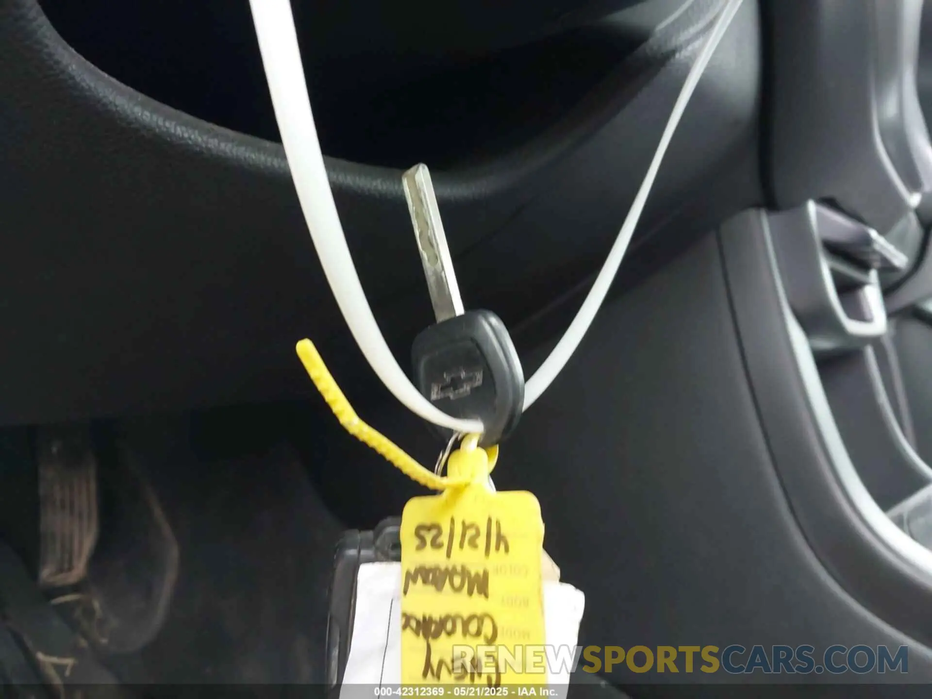 11 fotografías del automóvil dañado 1GCGTCEN8M1169498 CHEVROLET COLORADO 2021