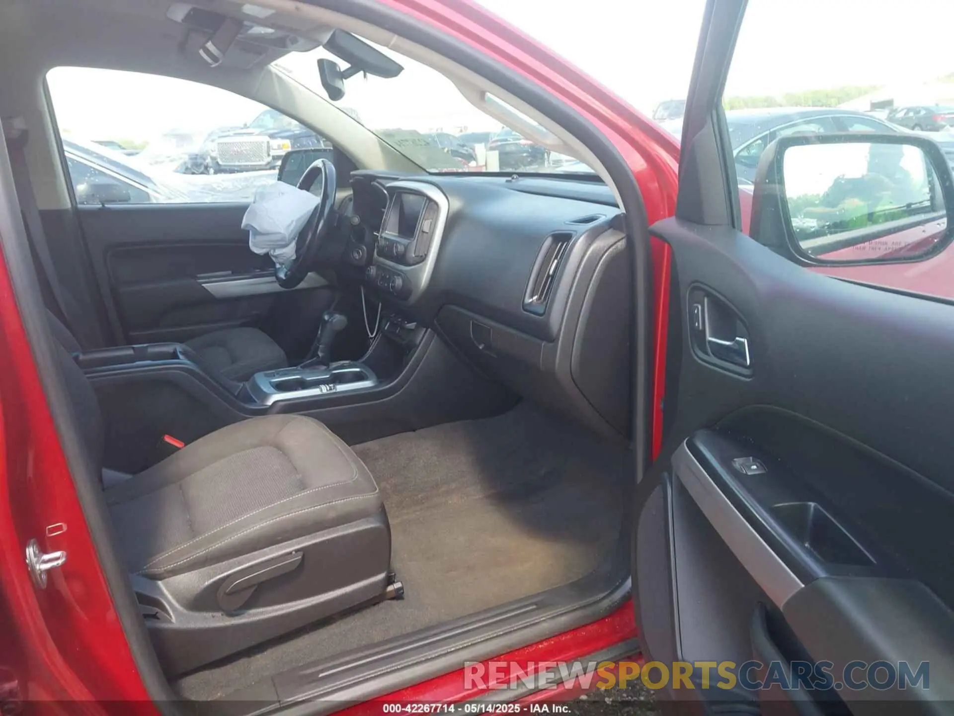 5 fotografías del automóvil dañado 1GCGTCEN9M1132430 CHEVROLET COLORADO 2021