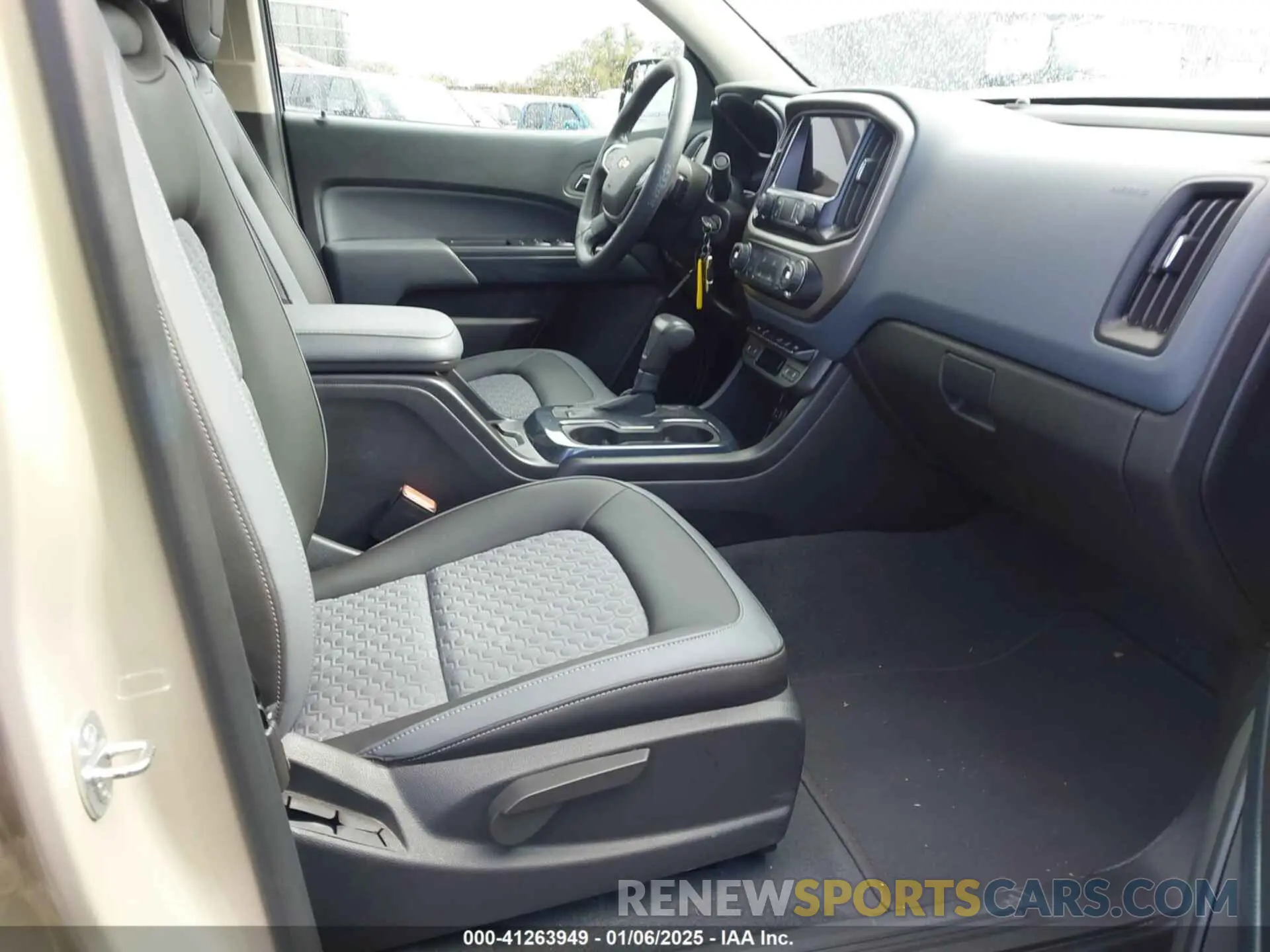 5 fotografías del automóvil dañado 1GCGTDEN3M1282541 CHEVROLET COLORADO 2021
