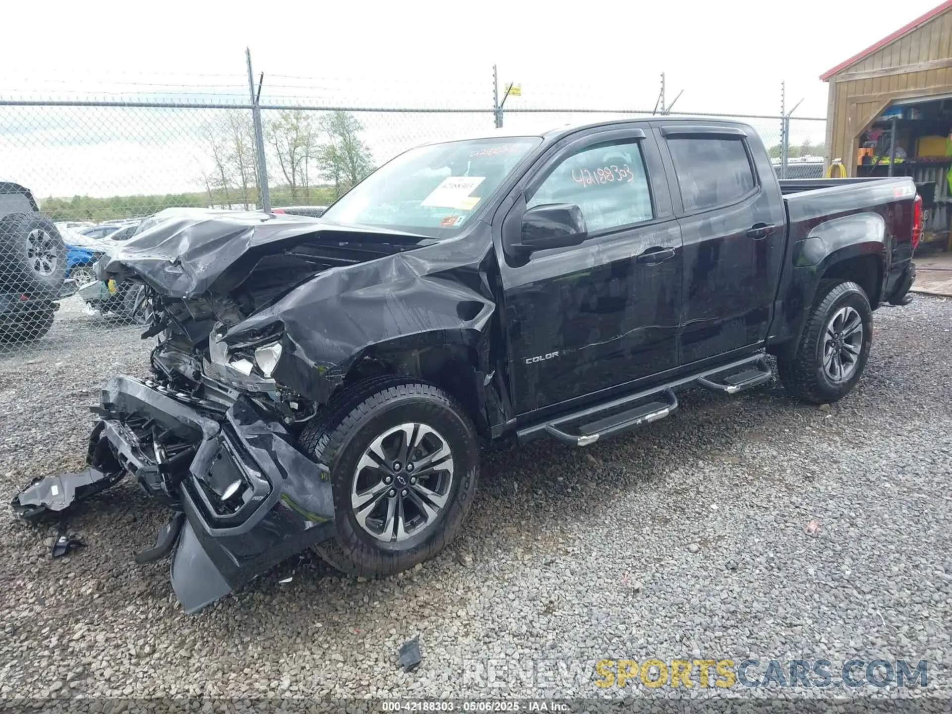 2 fotografías del automóvil dañado 1GCGTDEN6M1233477 CHEVROLET COLORADO 2021