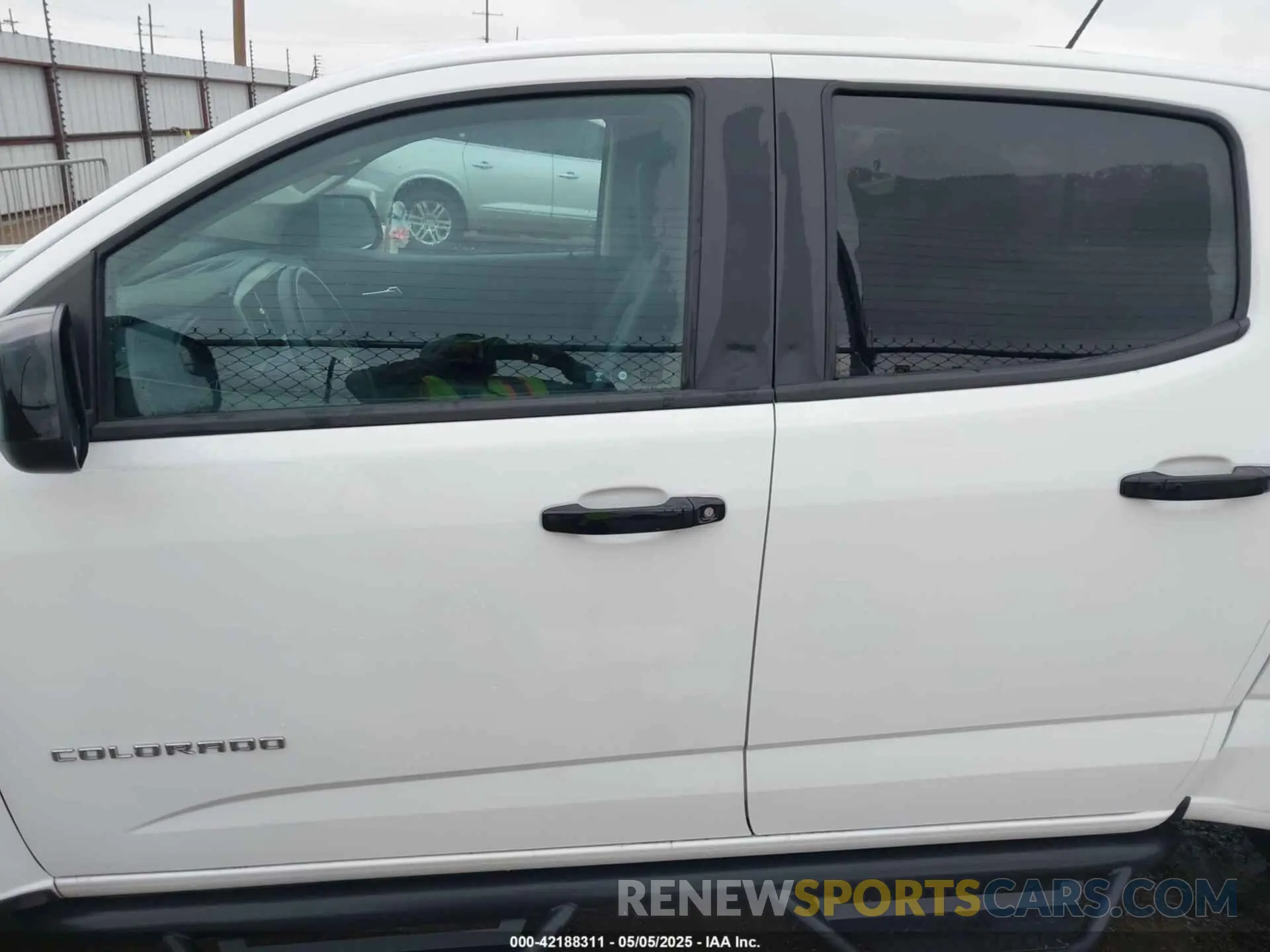 14 fotografías del automóvil dañado 1GCGTDEN9M1256767 CHEVROLET COLORADO 2021