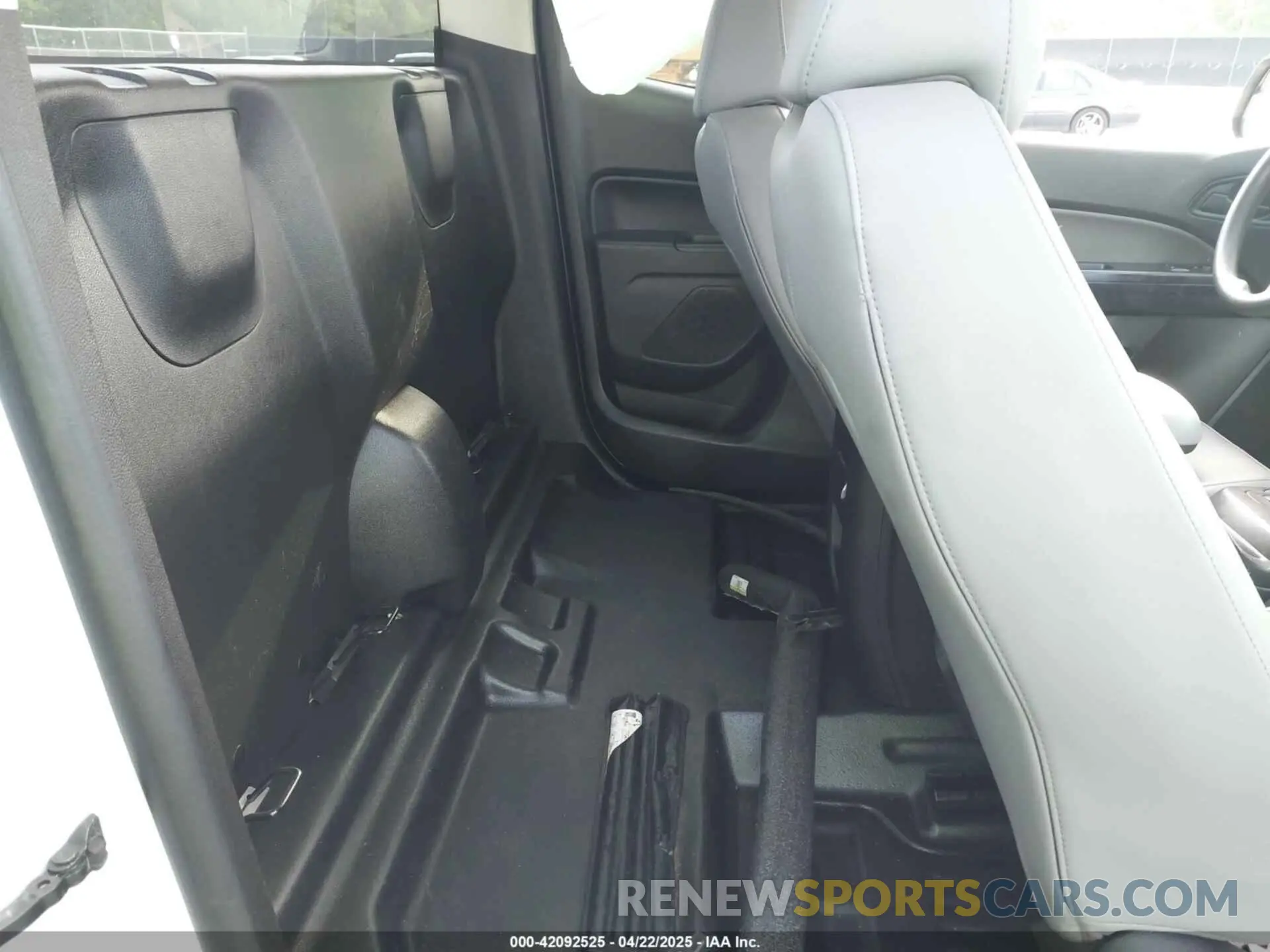 8 fotografías del automóvil dañado 1GCHSBEA0M1198797 CHEVROLET COLORADO 2021