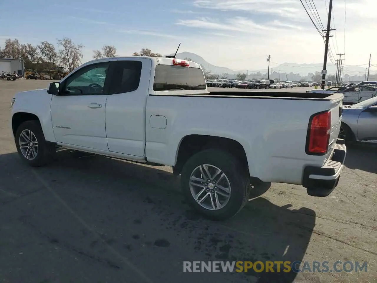 2 fotografías del automóvil dañado 1GCHSBEA5M1253048 CHEVROLET COLORADO 2021