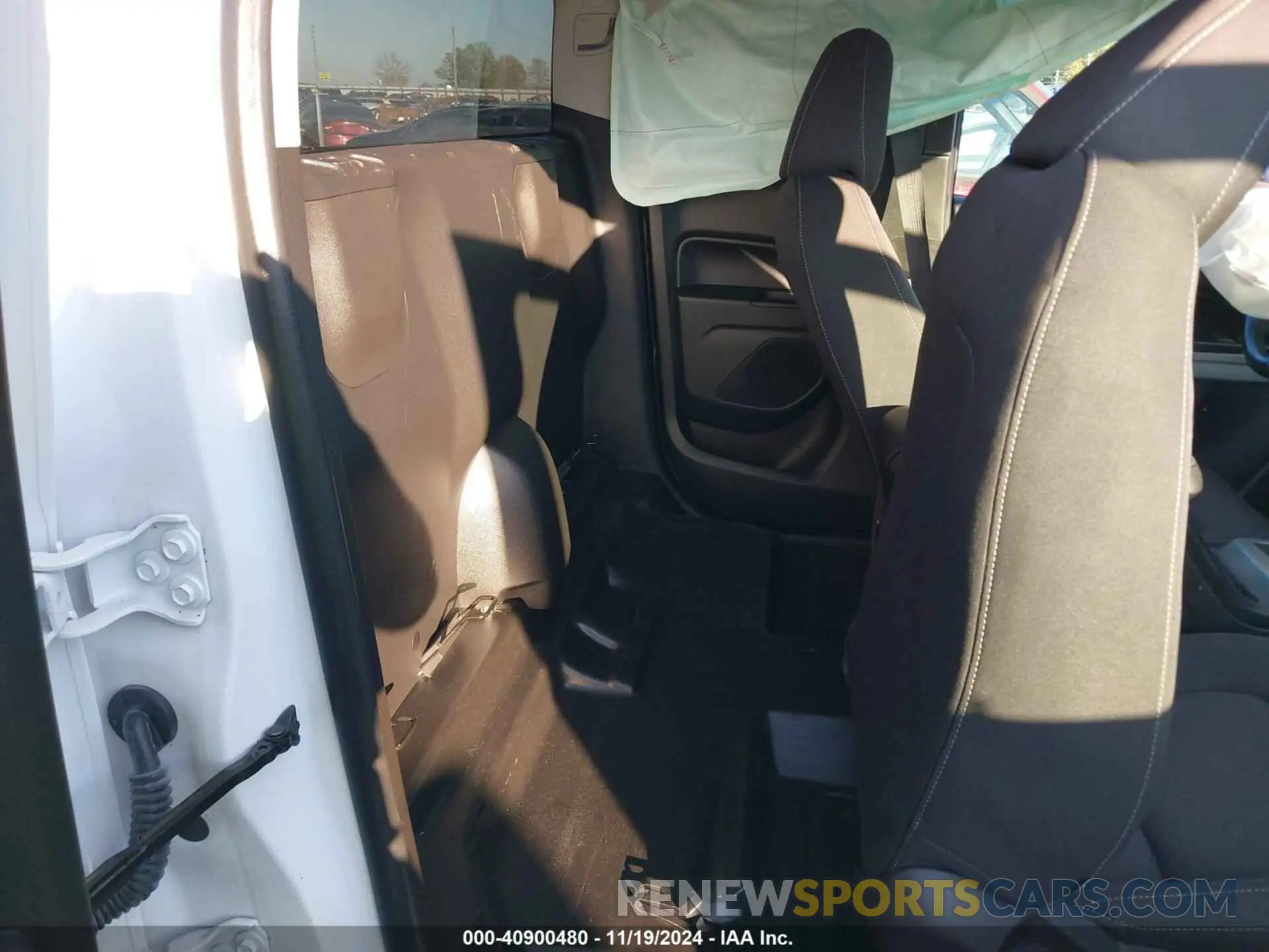 8 fotografías del automóvil dañado 1GCHSCEA4M1287200 CHEVROLET COLORADO 2021