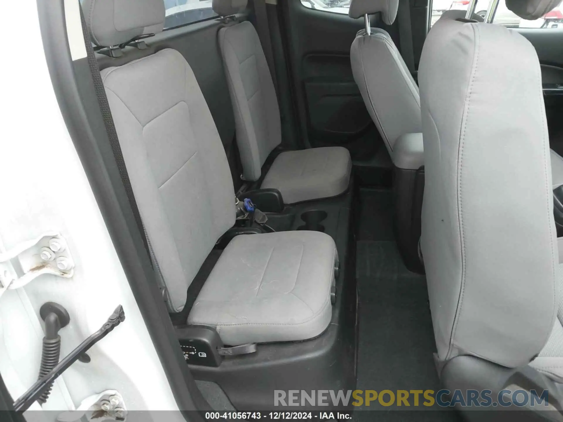8 fotografías del automóvil dañado 1GCHTBEN2M1141579 CHEVROLET COLORADO 2021