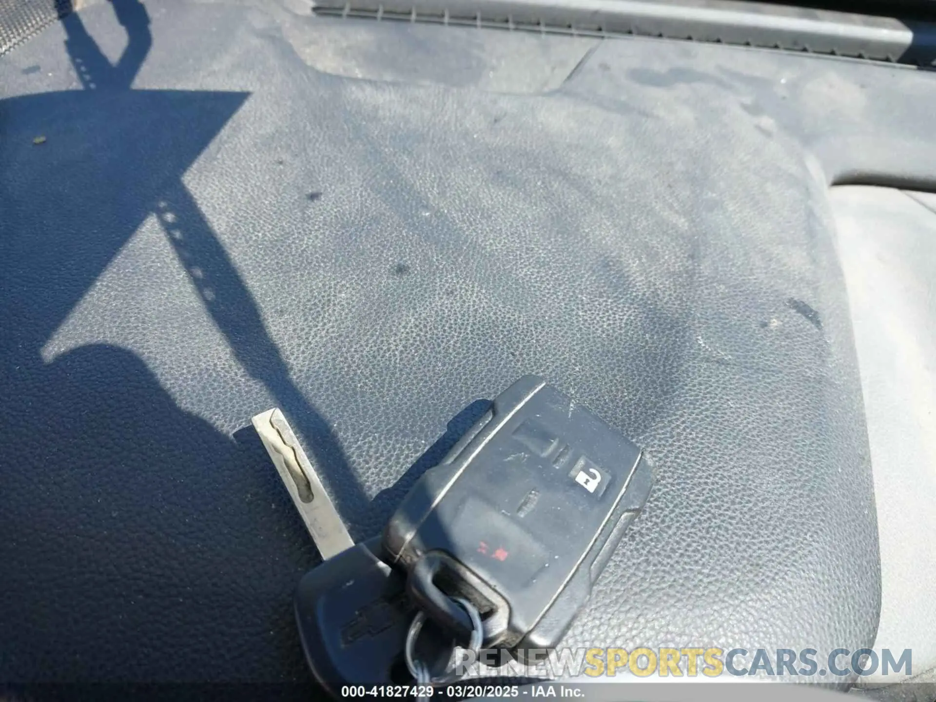 11 fotografías del automóvil dañado 1GCHTBEN2M1151898 CHEVROLET COLORADO 2021