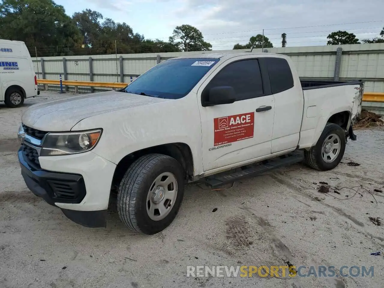 1 fotografías del automóvil dañado 1GCHTBEN3M1193688 CHEVROLET COLORADO 2021