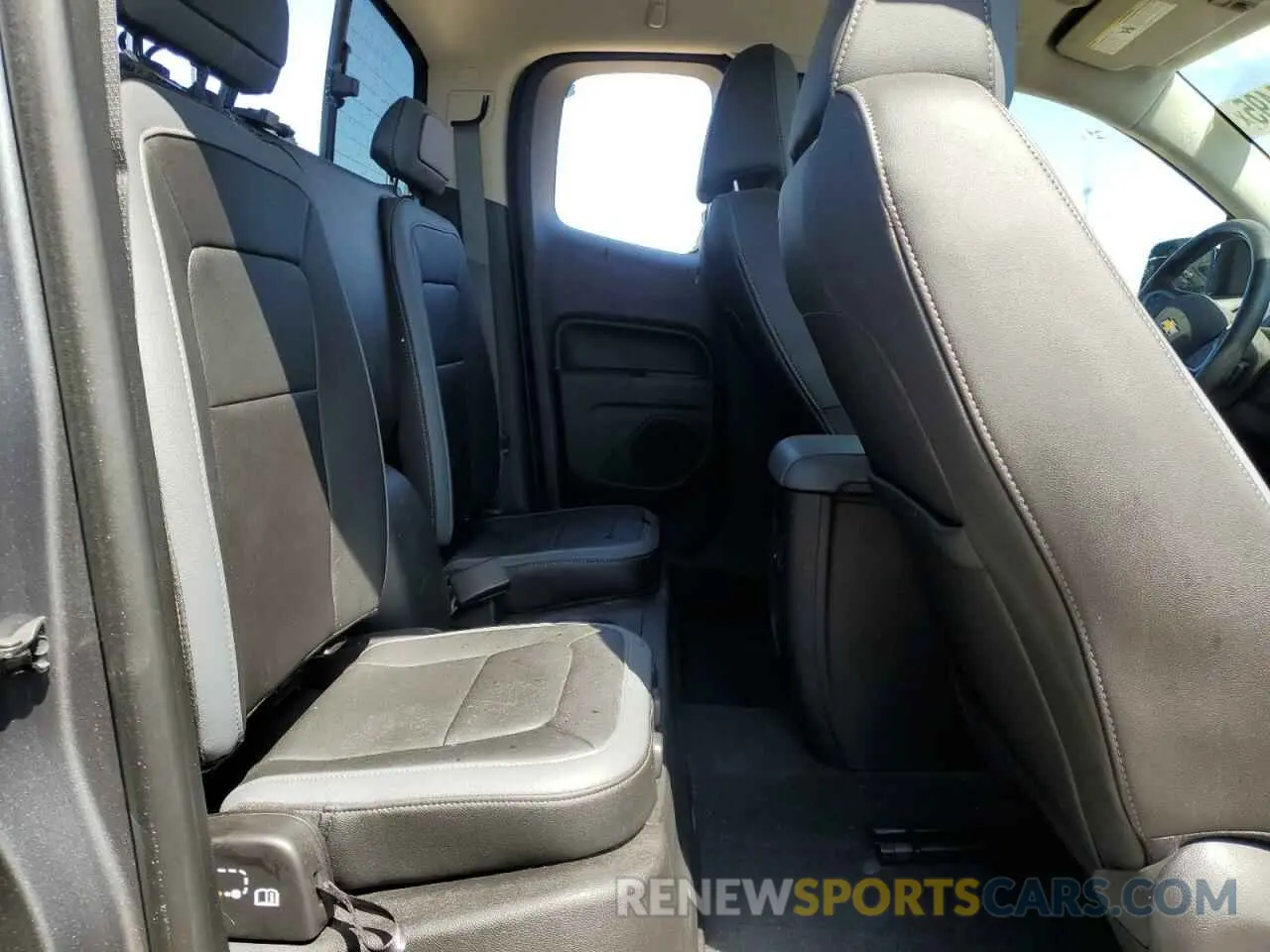 10 fotografías del automóvil dañado 1GCHTDEN7M1101834 CHEVROLET COLORADO 2021