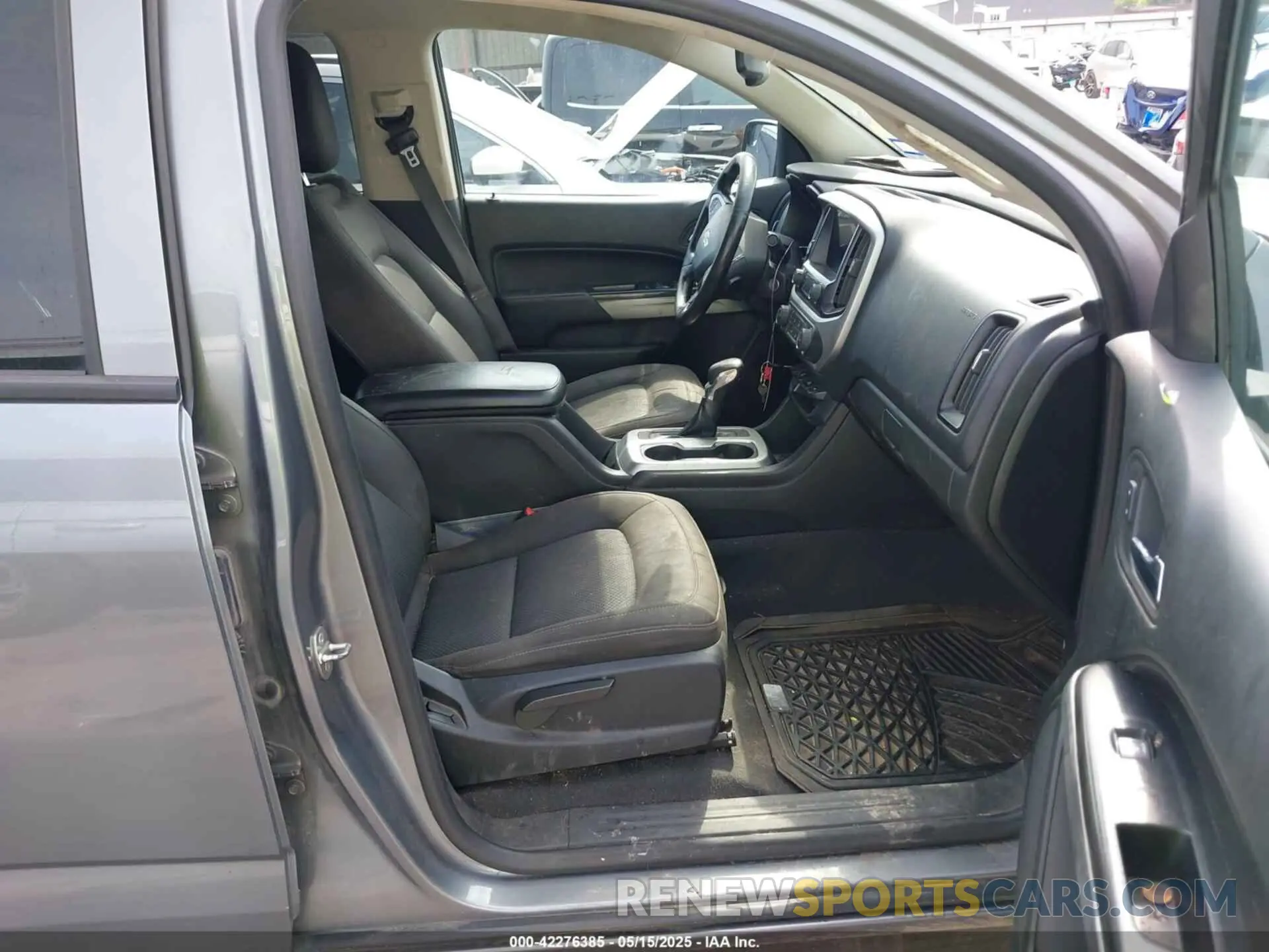 5 fotografías del automóvil dañado 1GCGSCEN3N1308067 CHEVROLET COLORADO 2022