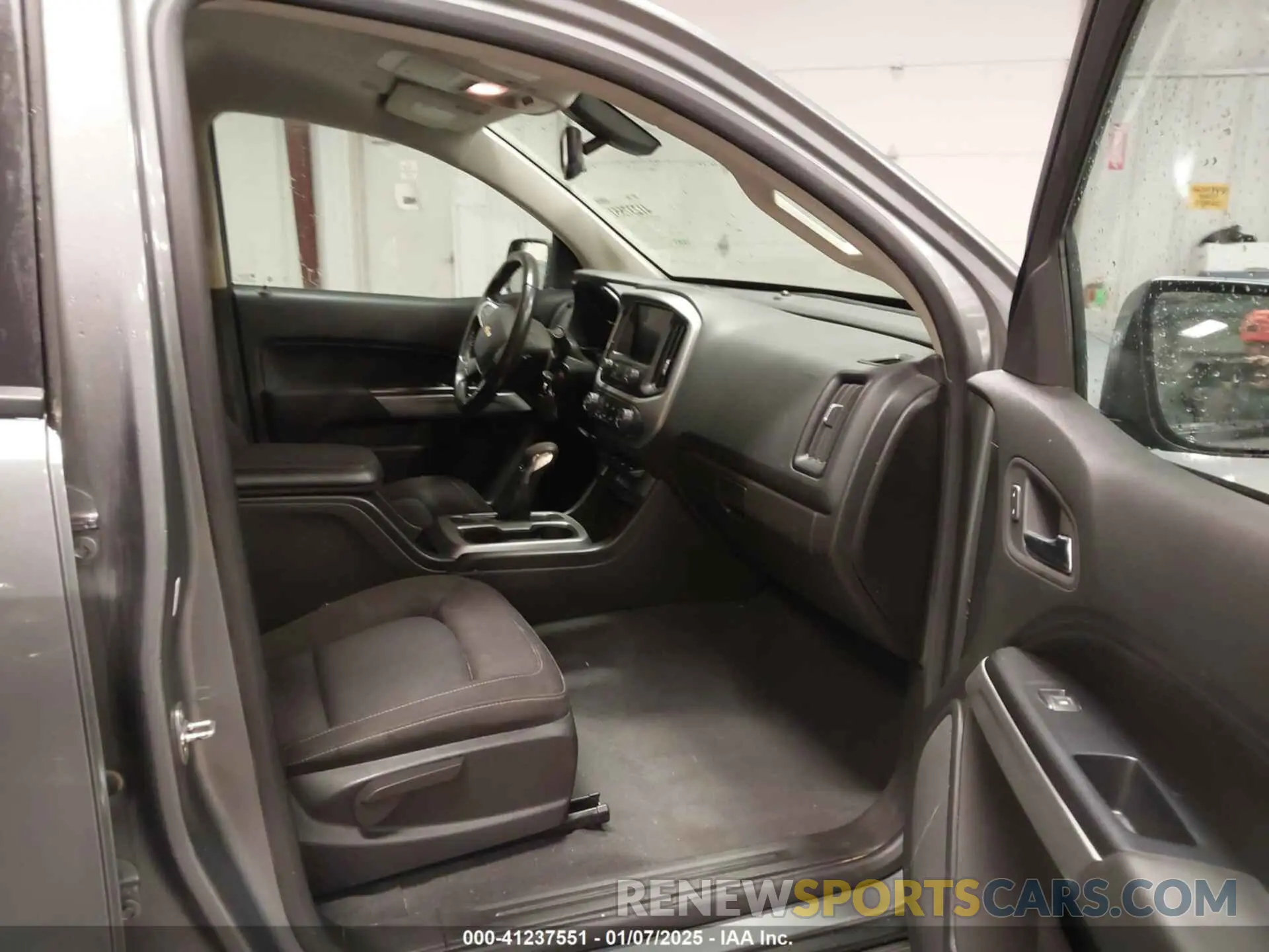 5 fotografías del automóvil dañado 1GCGSCEN7N1251047 CHEVROLET COLORADO 2022