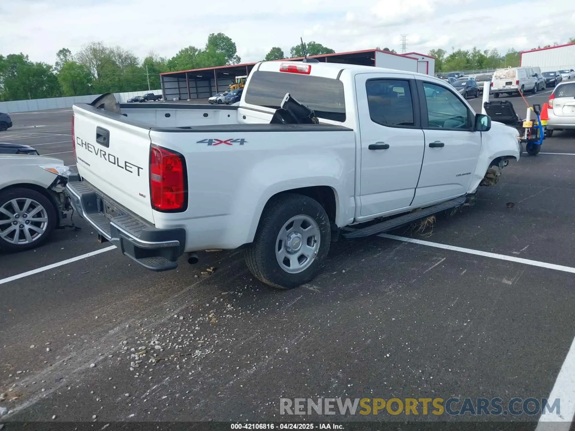 4 fotografías del automóvil dañado 1GCGTBEN6N1127343 CHEVROLET COLORADO 2022