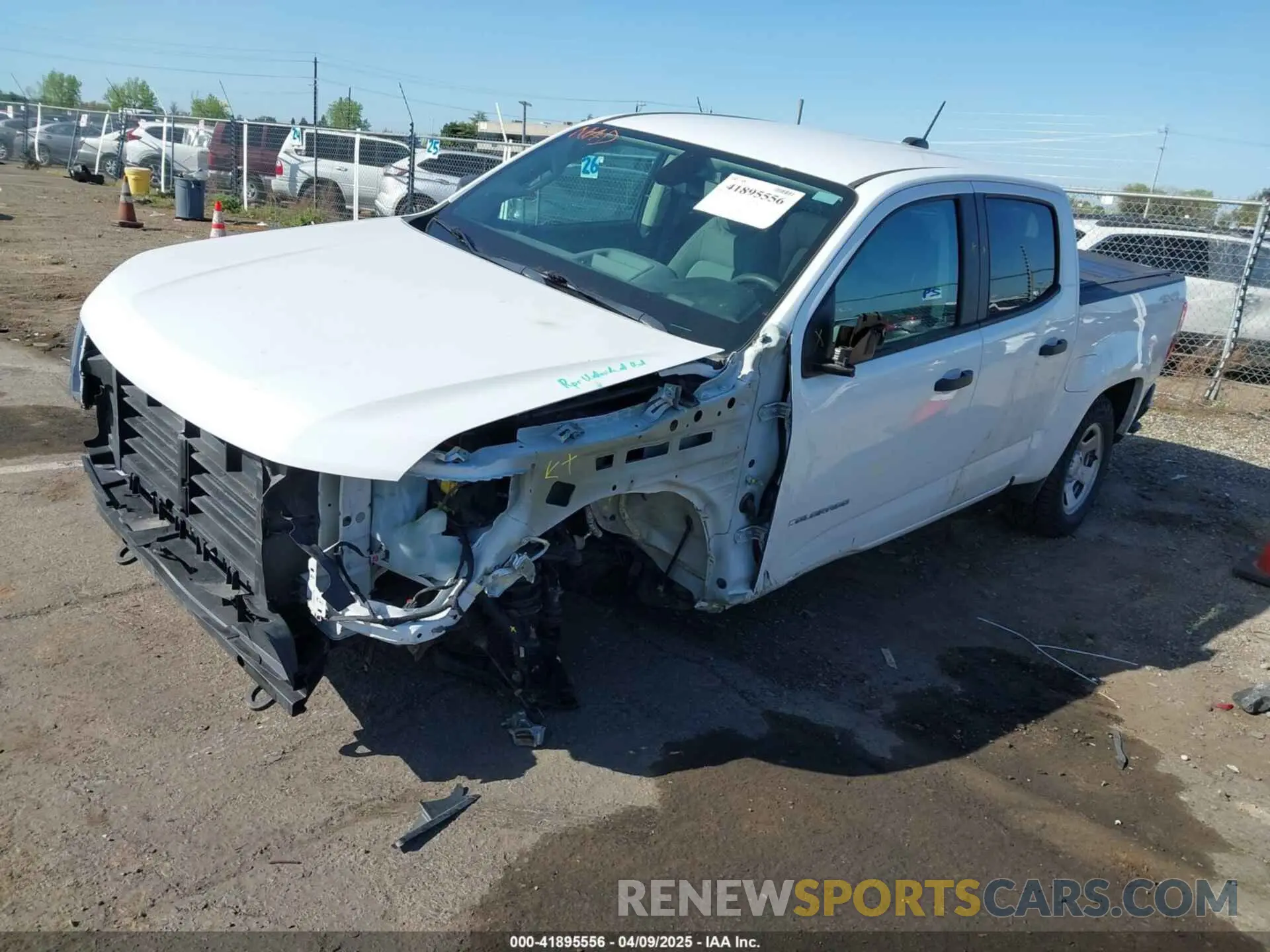 2 fotografías del automóvil dañado 1GCGTBEN7N1284766 CHEVROLET COLORADO 2022