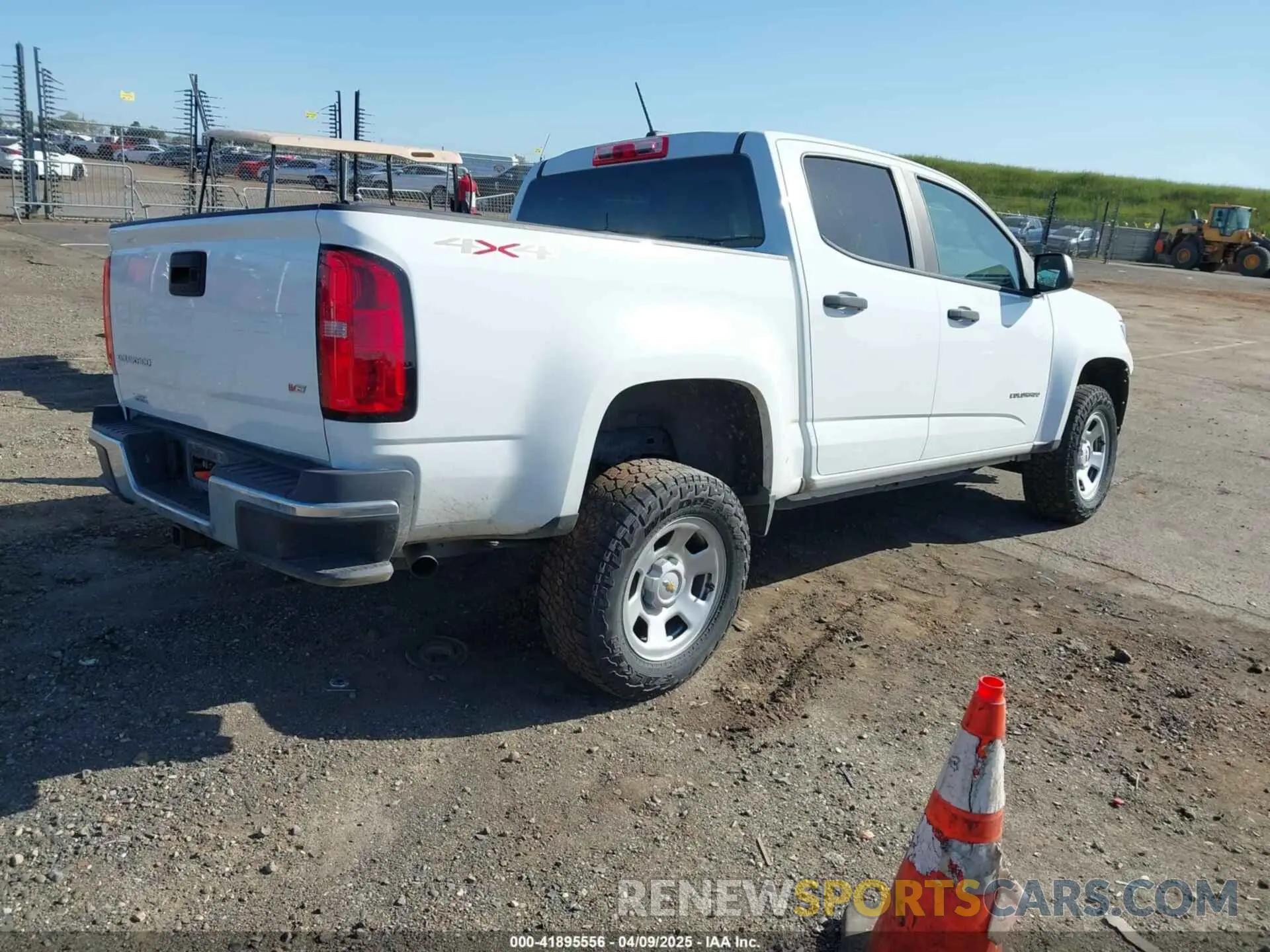 4 fotografías del automóvil dañado 1GCGTBEN7N1284766 CHEVROLET COLORADO 2022