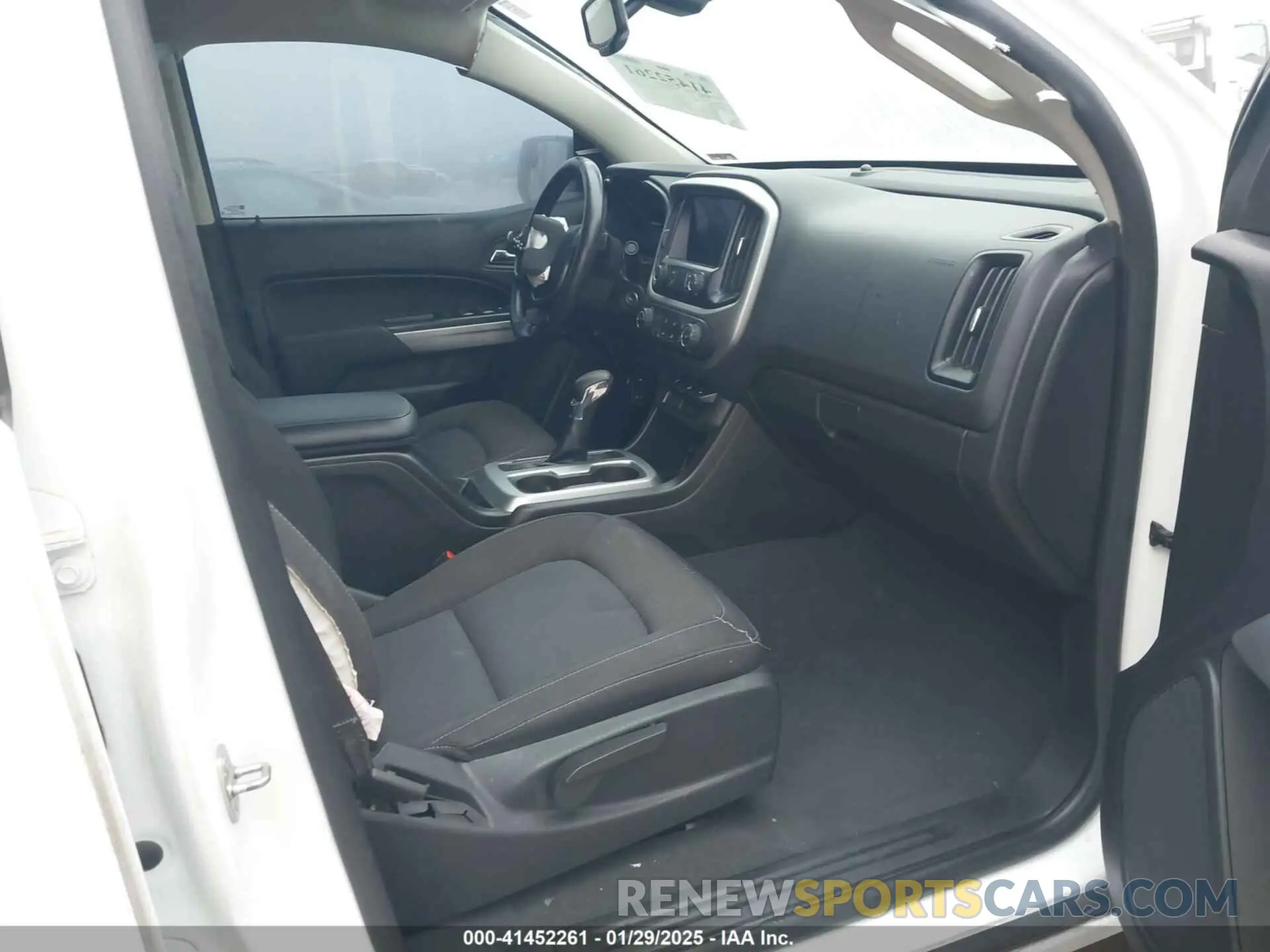 5 fotografías del automóvil dañado 1GCGTCEN0N1248245 CHEVROLET COLORADO 2022
