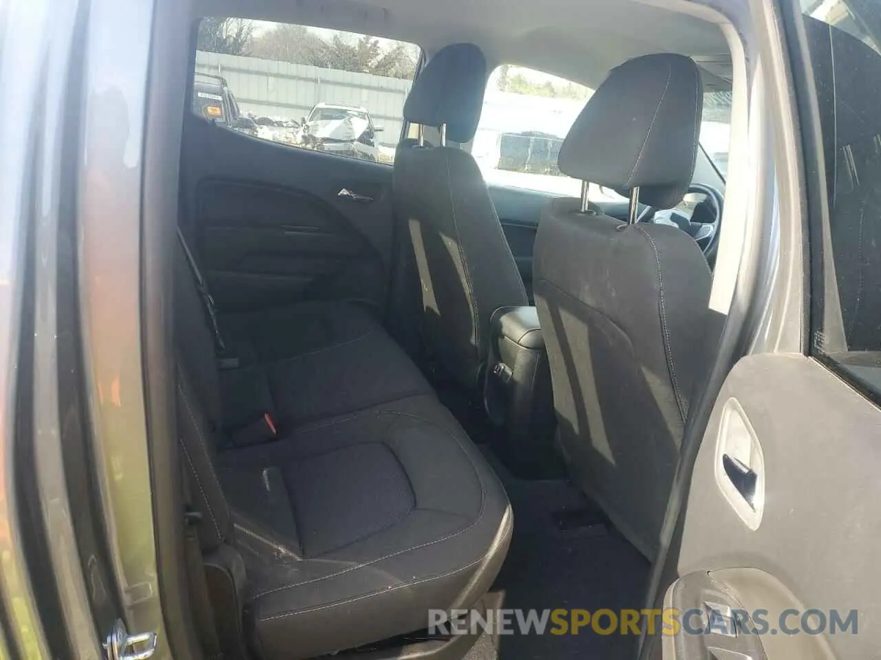 11 fotografías del automóvil dañado 1GCGTCEN4N1182573 CHEVROLET COLORADO 2022