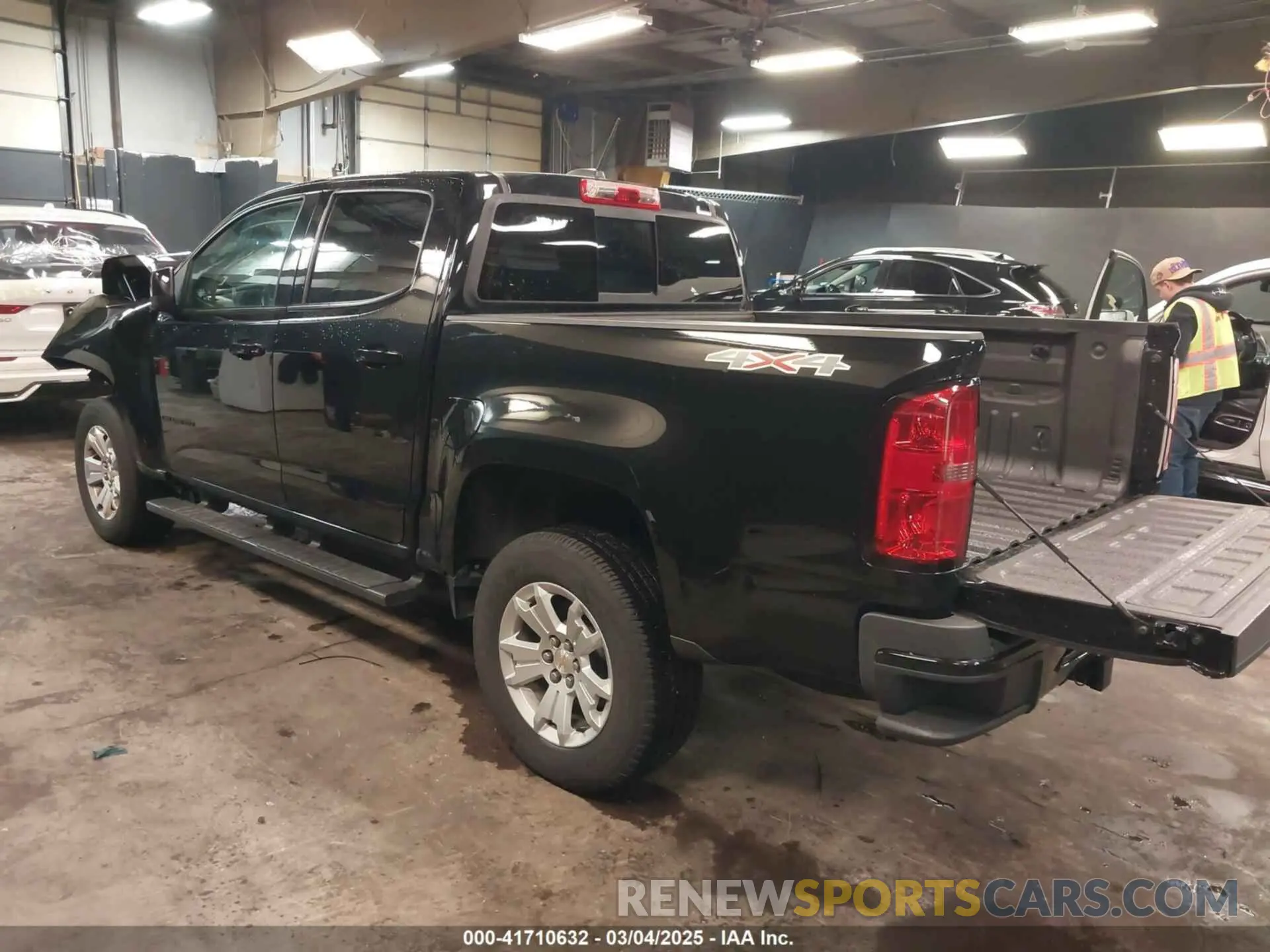 3 fotografías del automóvil dañado 1GCGTCEN7N1303645 CHEVROLET COLORADO 2022