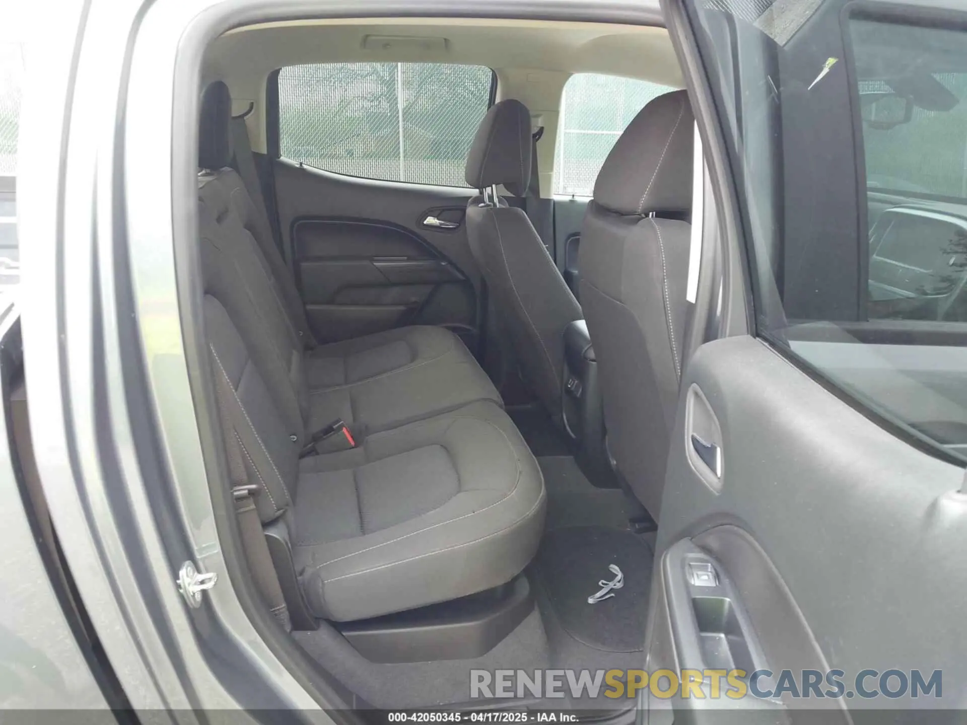 8 fotografías del automóvil dañado 1GCGTCEN8N1227420 CHEVROLET COLORADO 2022