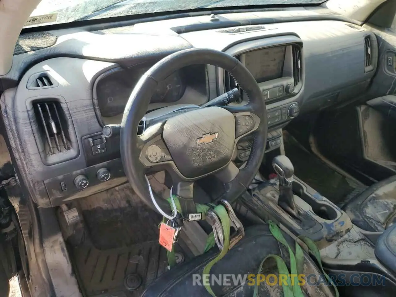 8 fotografías del automóvil dañado 1GCGTDEN0N1299492 CHEVROLET COLORADO 2022